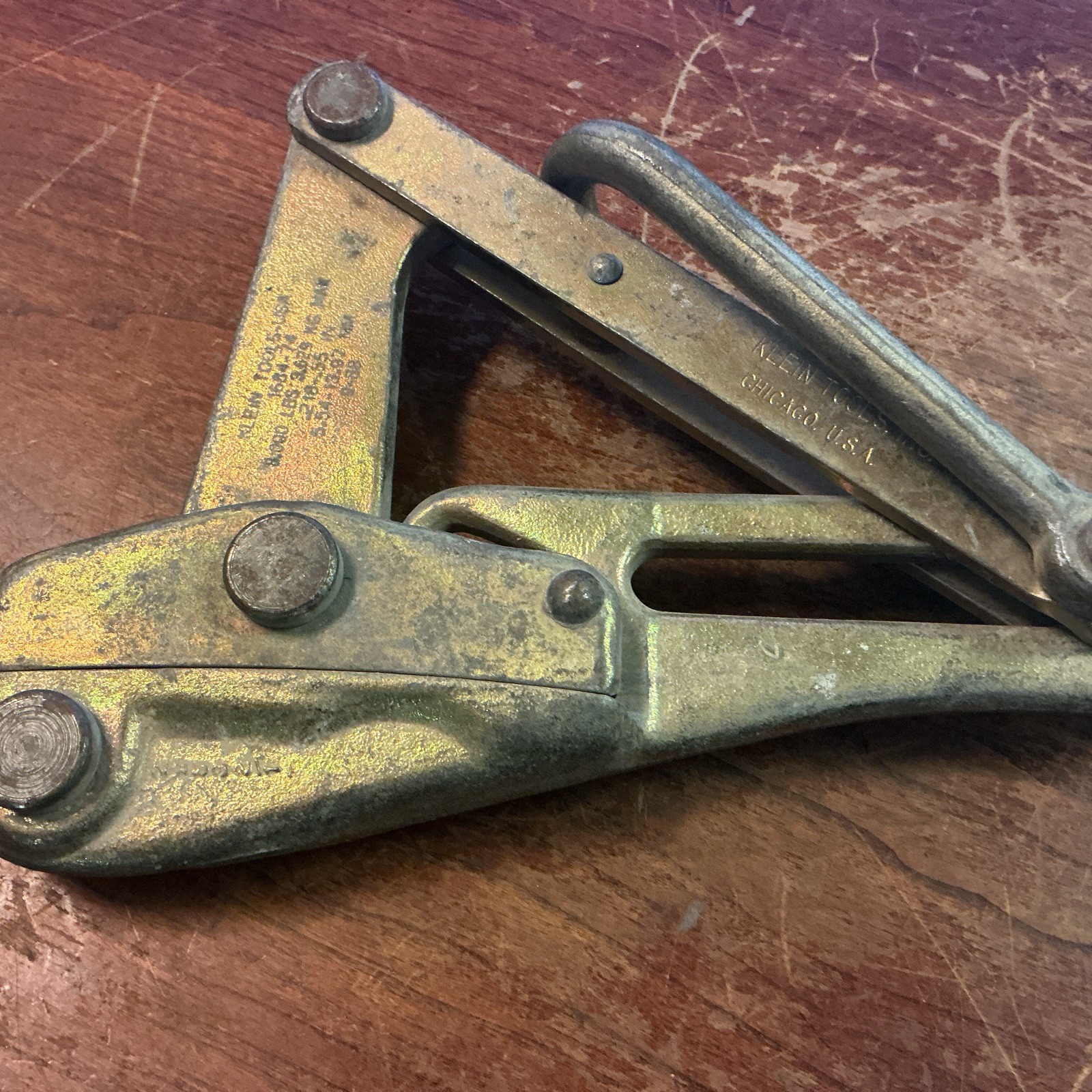 Klein Tools 1684-74 8000lb Cable Pulling Jaw Grip.218”-.55” (used)