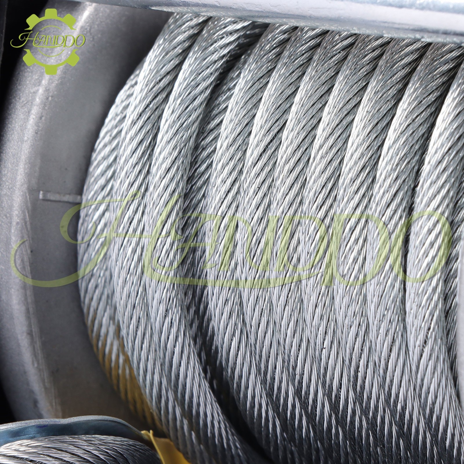 3000lbs Electric Winch 32ft Synthetic Rope 12VDC/1.3HP 2.5m Wired Remote IP55