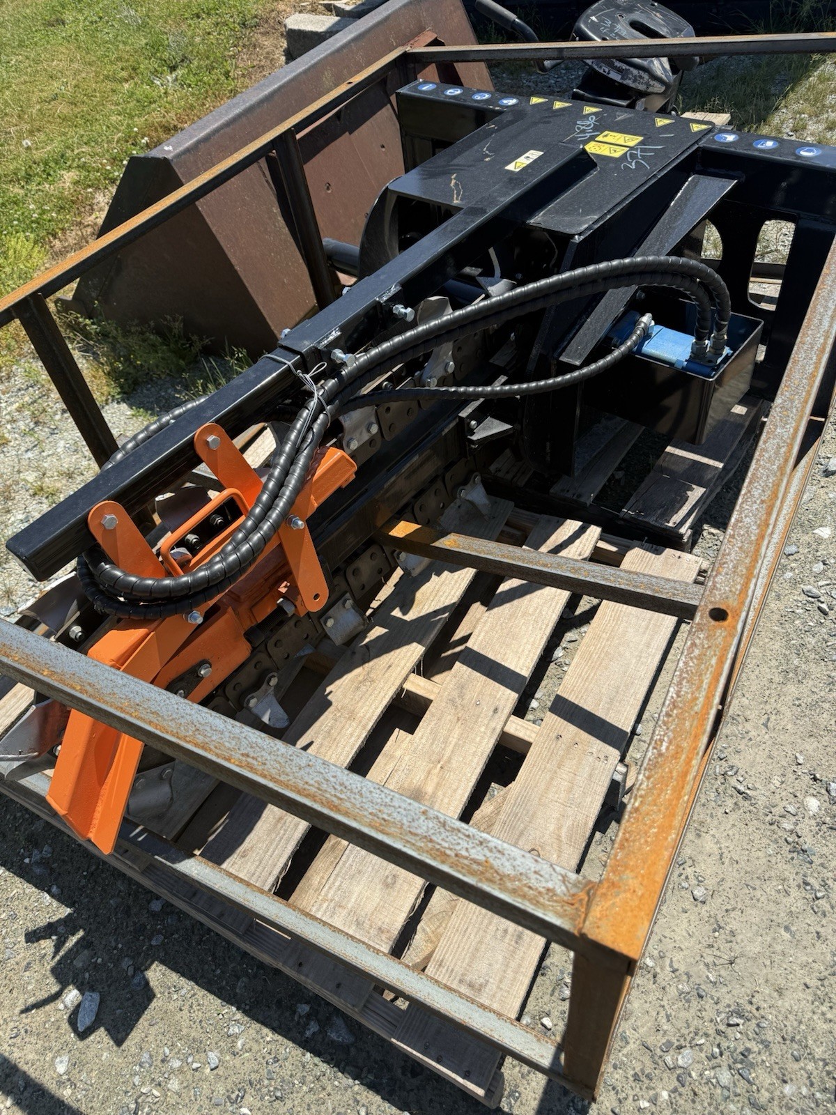 48″ Heavy Duty Skid Steer Ditch Trencher 6″ Agrotk ECSSCT72 Full Size – 12-20GPM