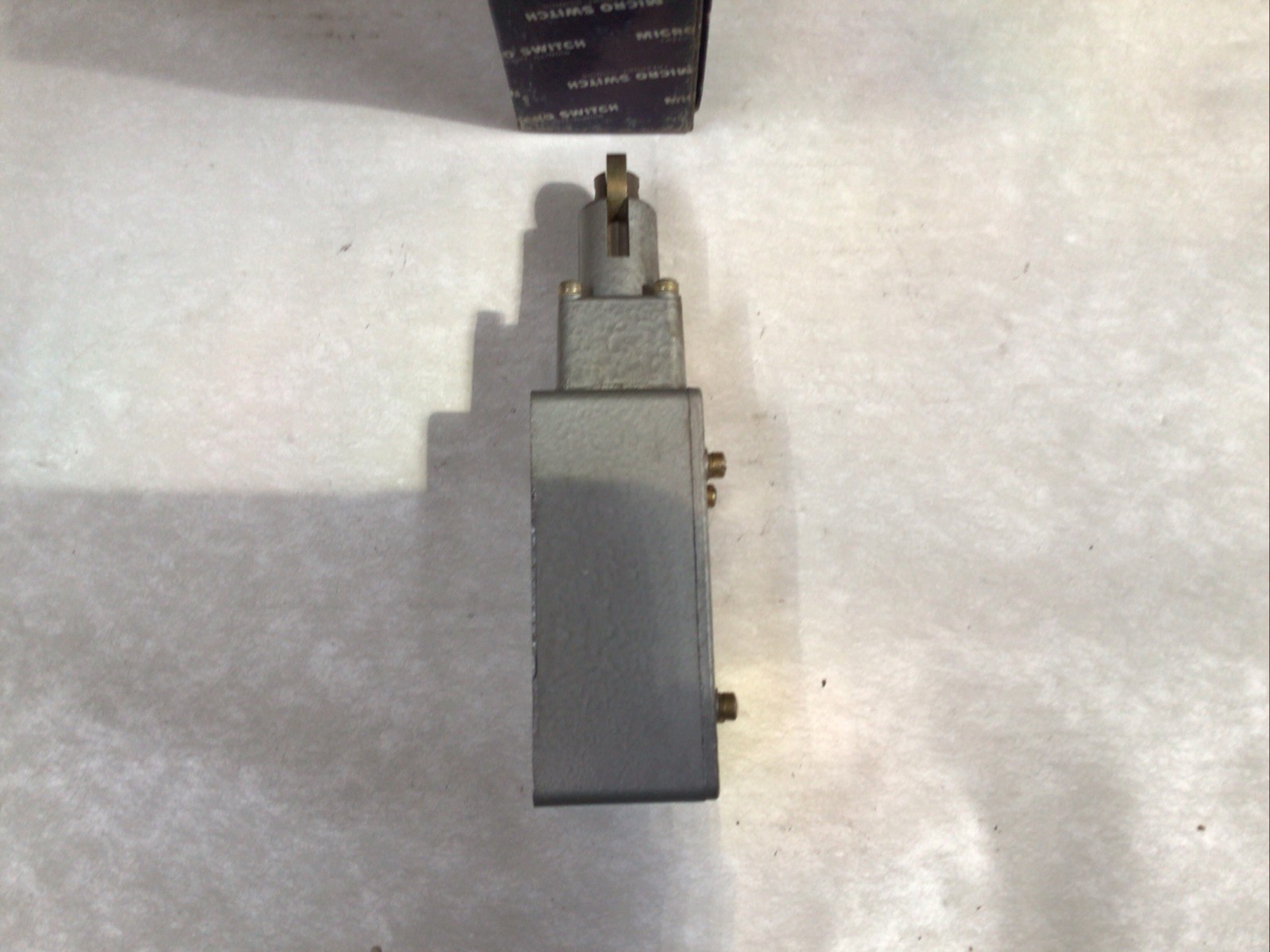 MicroSwitch – 5ML1, Precision Limit Switch, (J14)