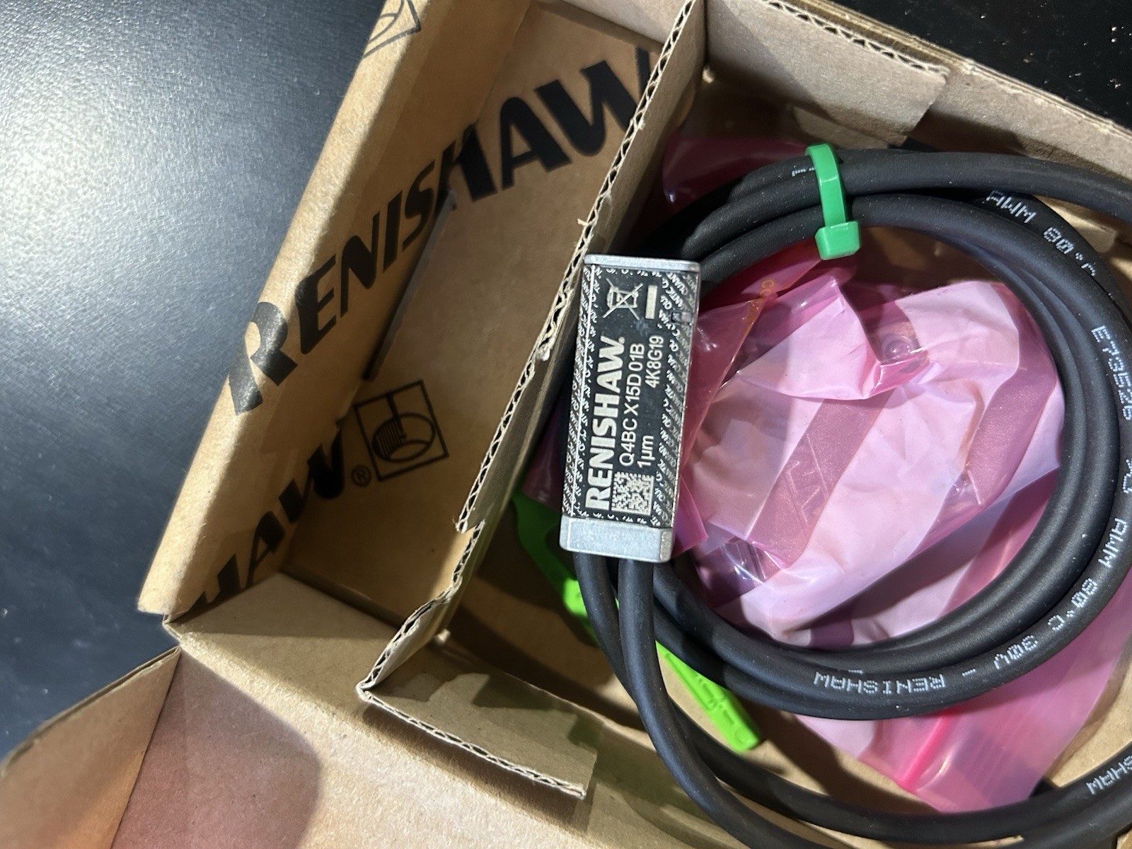 Renishaw QUANTiC40 Encoder Sensor 1um 1.5m 1MHz Digital Output Q4BCX15D01B-03