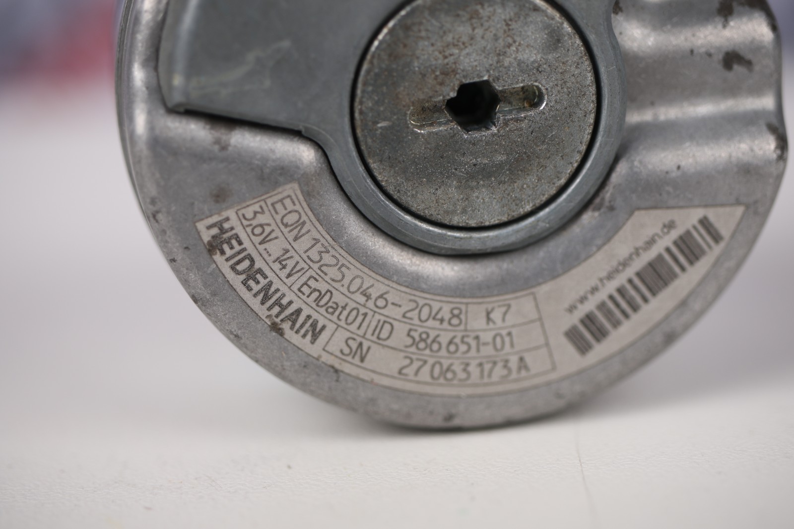 HEIDENHAIN EQN 1325.046-2048 (ID 586 651-01) (ENCODER) – 6 months warranty
