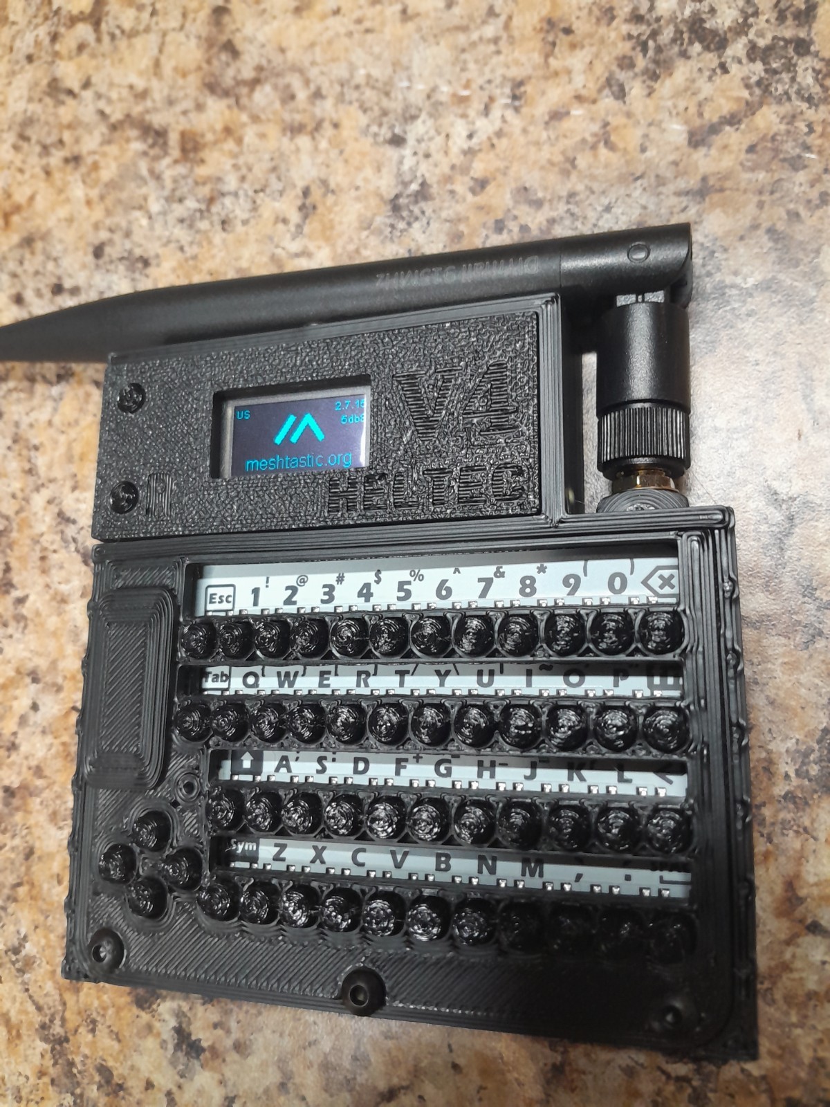 Meshtastic STAND ALONE node READY TO USE Heltec V4 3000mah battery BLACK