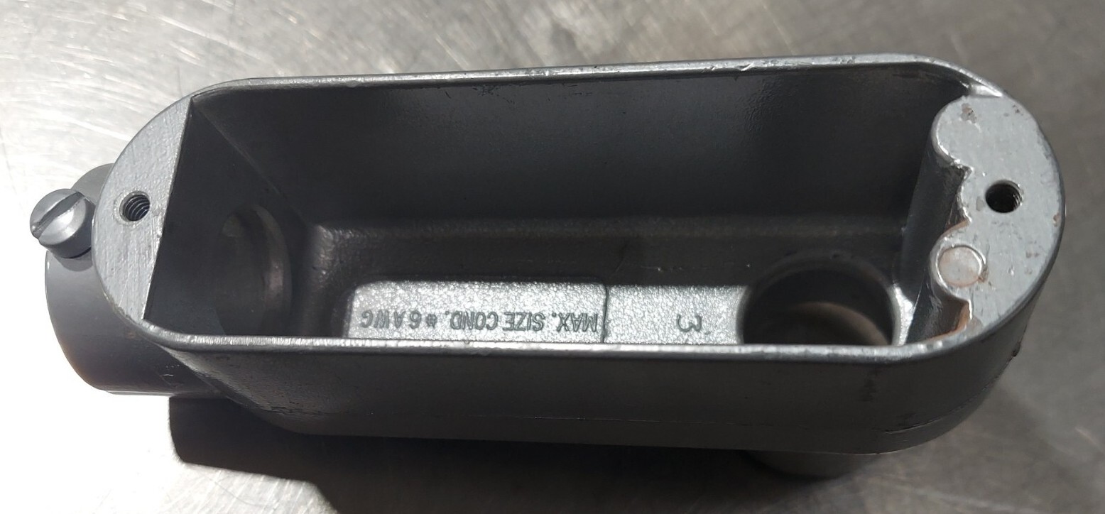 3/4″ LB CONDUIT OUTLET BODY ONLY – E30640. VOL. 7.2 CU IN