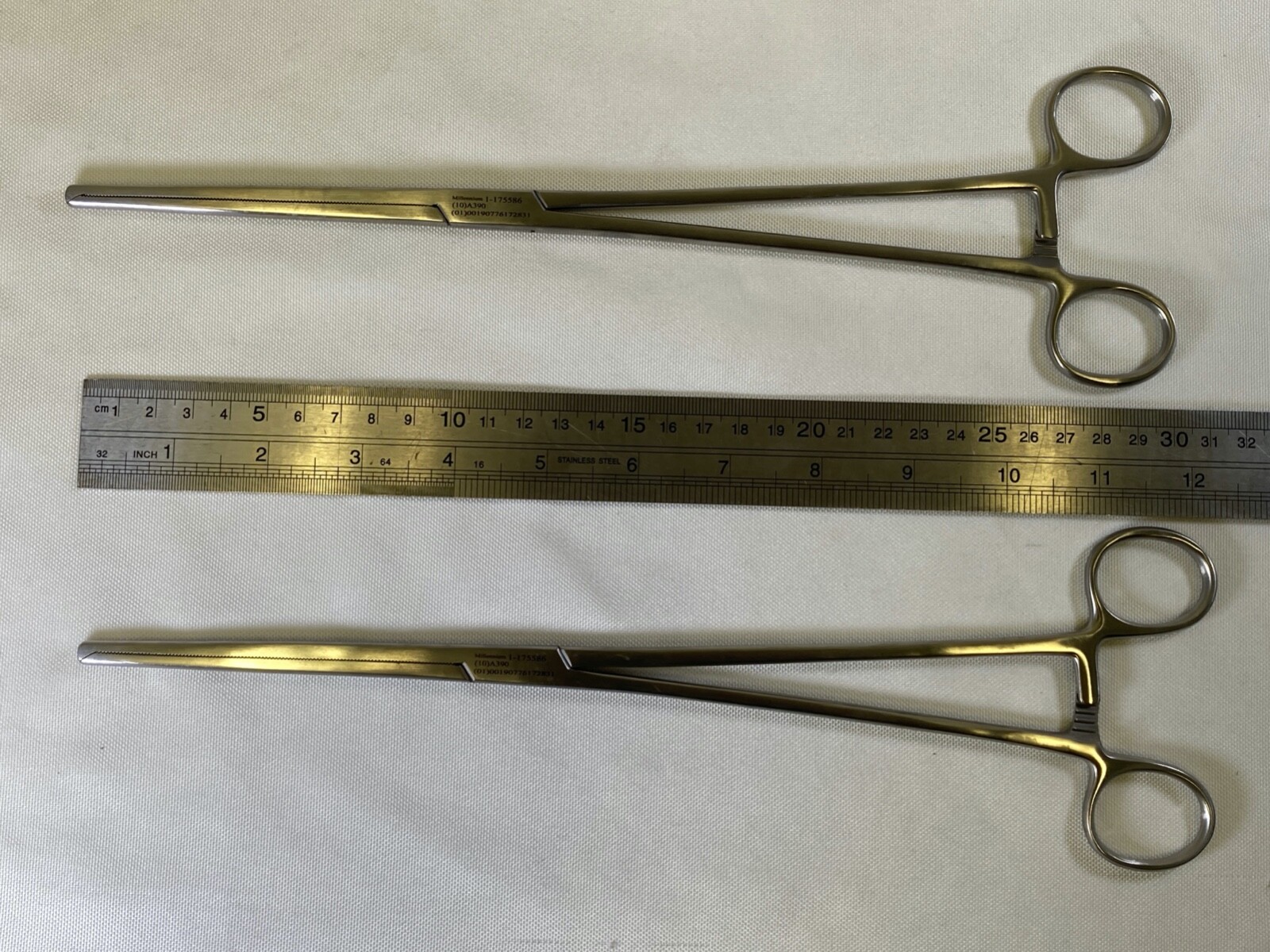 Pair of Millennium Surgical Kocher Clamps Straight 12″ 1×2 Teeth General Surgery