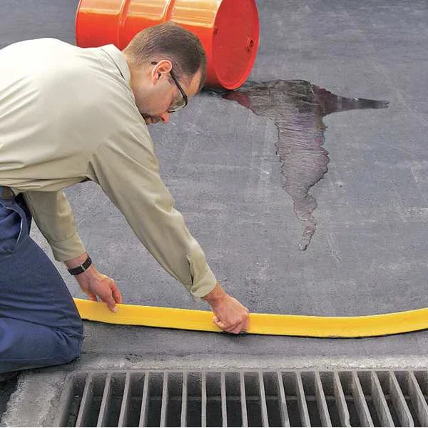 ⭐ PIG Spillblocker Rough Surface Dike PLR230 One 2″ W x 10′ L x 2.25″ H Section