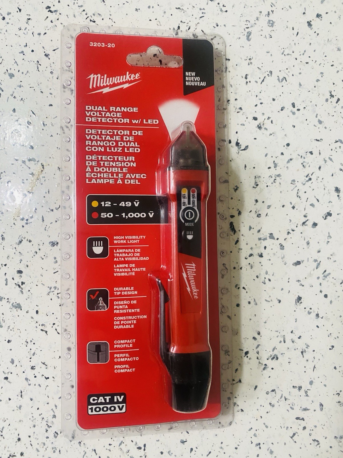 Milwaukee 3203-20 Dual Range Non-Contact Voltage Detector w/LED