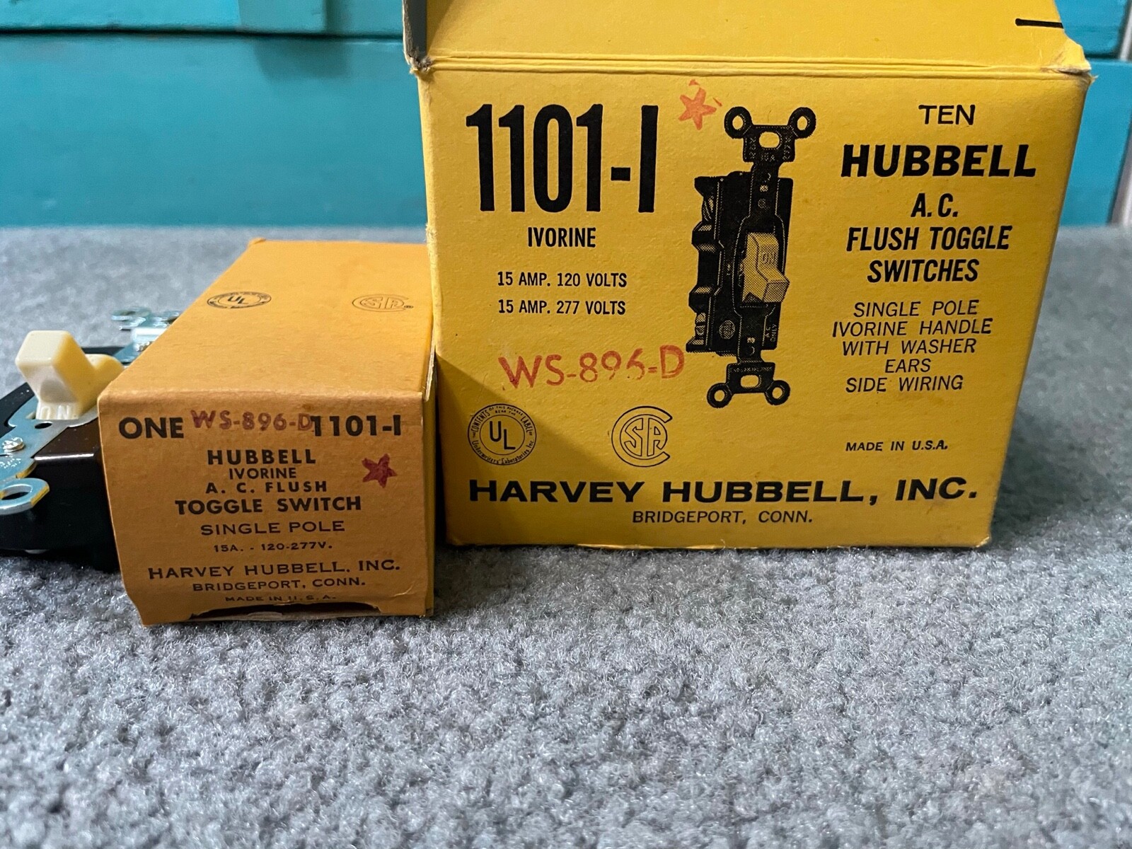 NEW 10 BOXES HARVEY HUBBELL A.C. FLUSH TOGGLE SWITCHES #1101-1 IVORINE WS-896-D