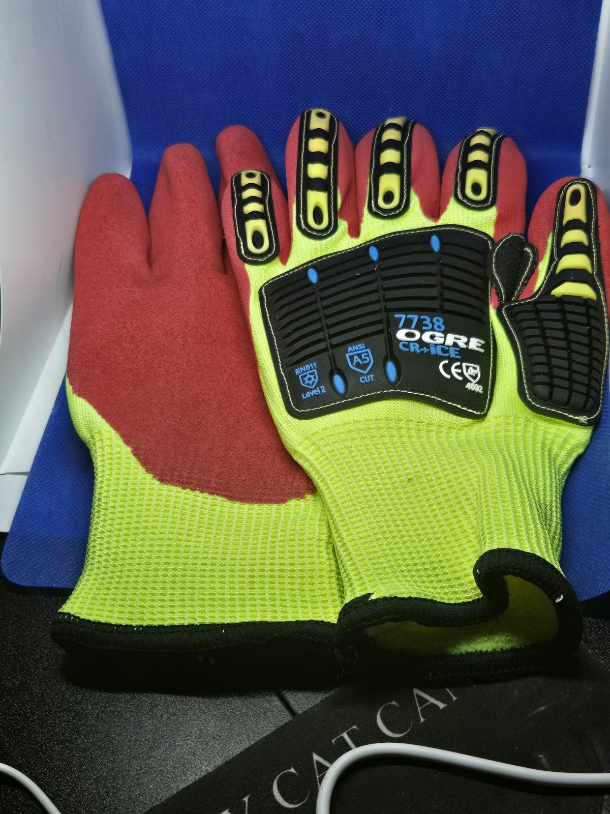 Cordova OGRE CR ICE Work Gloves XL 7738 Impact Cut Resistant ANSI A5 Thermal Red