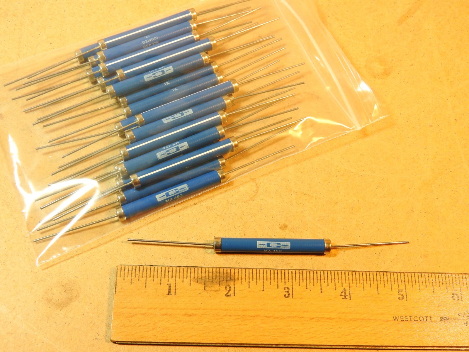 Caddock Precision HV Resister, MX450-100M-1%, 100 Mohm, 5W, 16kV, 80 ppm – New