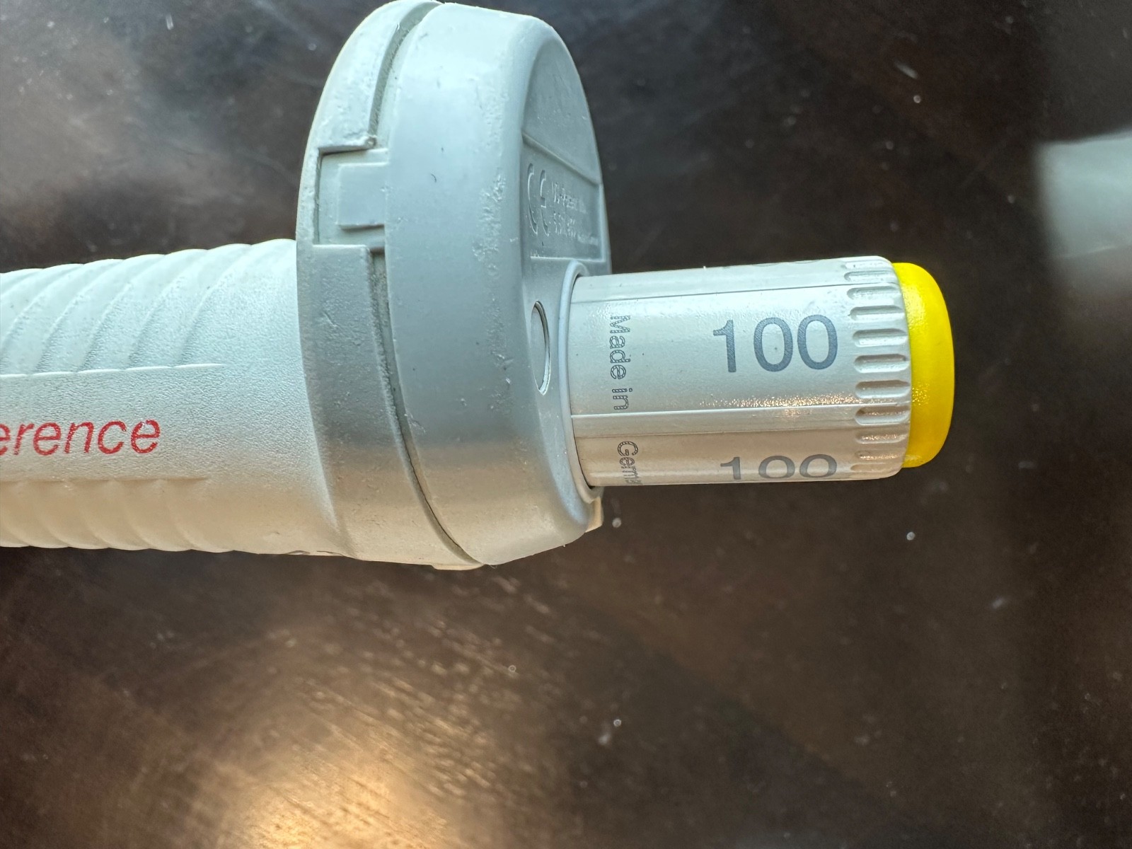 eppendorf pipettes: Fixed volume; 25,50,100,500uL (7total pipettes)