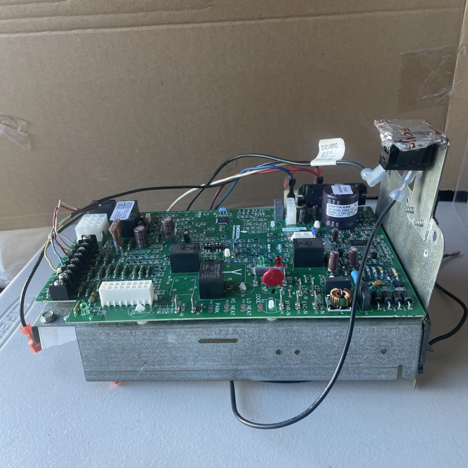 Furnace Control Circuit Board 50V54-571-03 D343687P04 White-Rodgers/Emerson