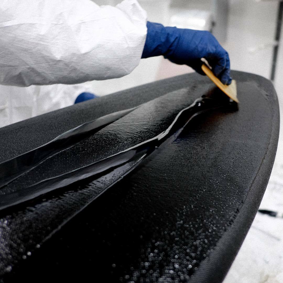 BLACK EPOXY RESIN 4 COATING FLOORS & TABLE TOPS -BLACK GEL COAT 4 BOATS & MOLDS