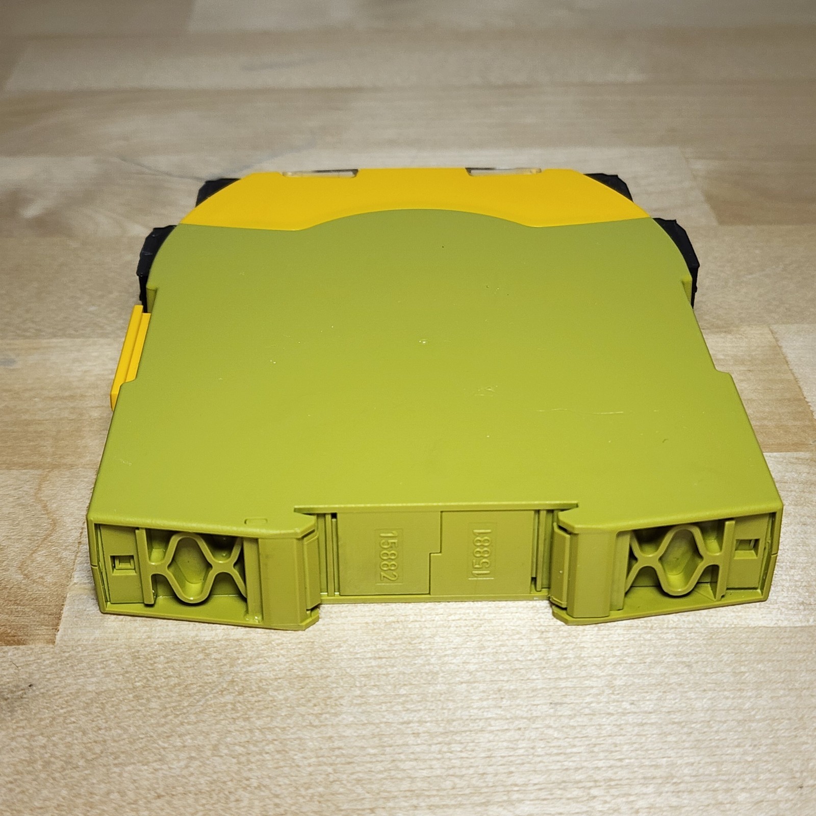 Pilz 751167 PNOZ s7.1C Safety Relay 24VDC