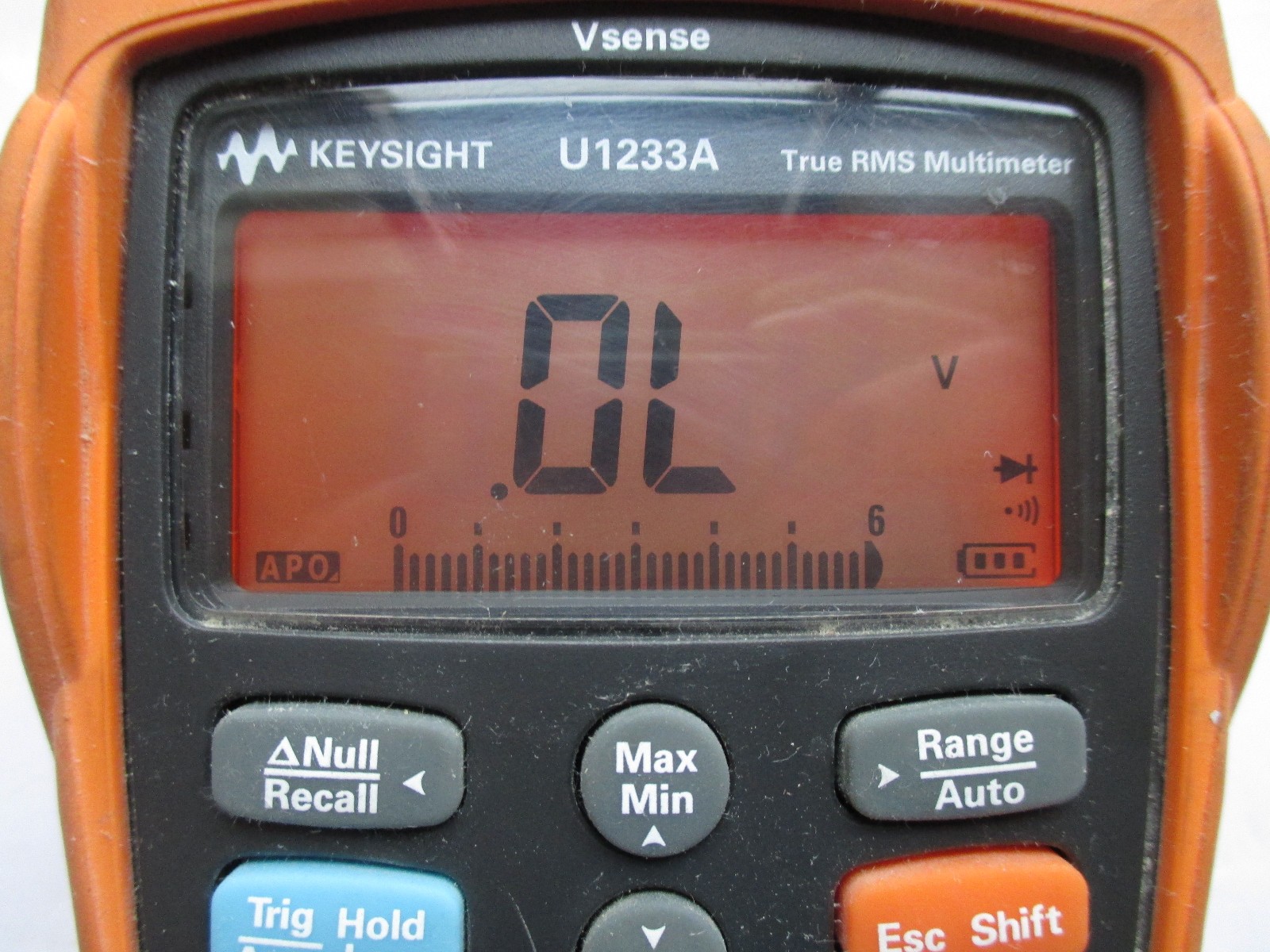 Keysight U1233A True RMS Digital Multimeter. 600V / 15A max.