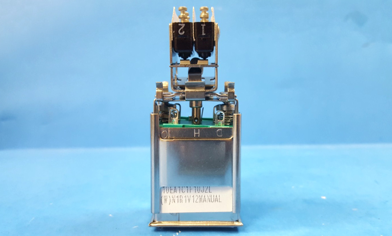 Indicating Switch, EATON, DPDT, 10EA1C1F10J2L(W)N1R1V12MANUAL, w/microswitch