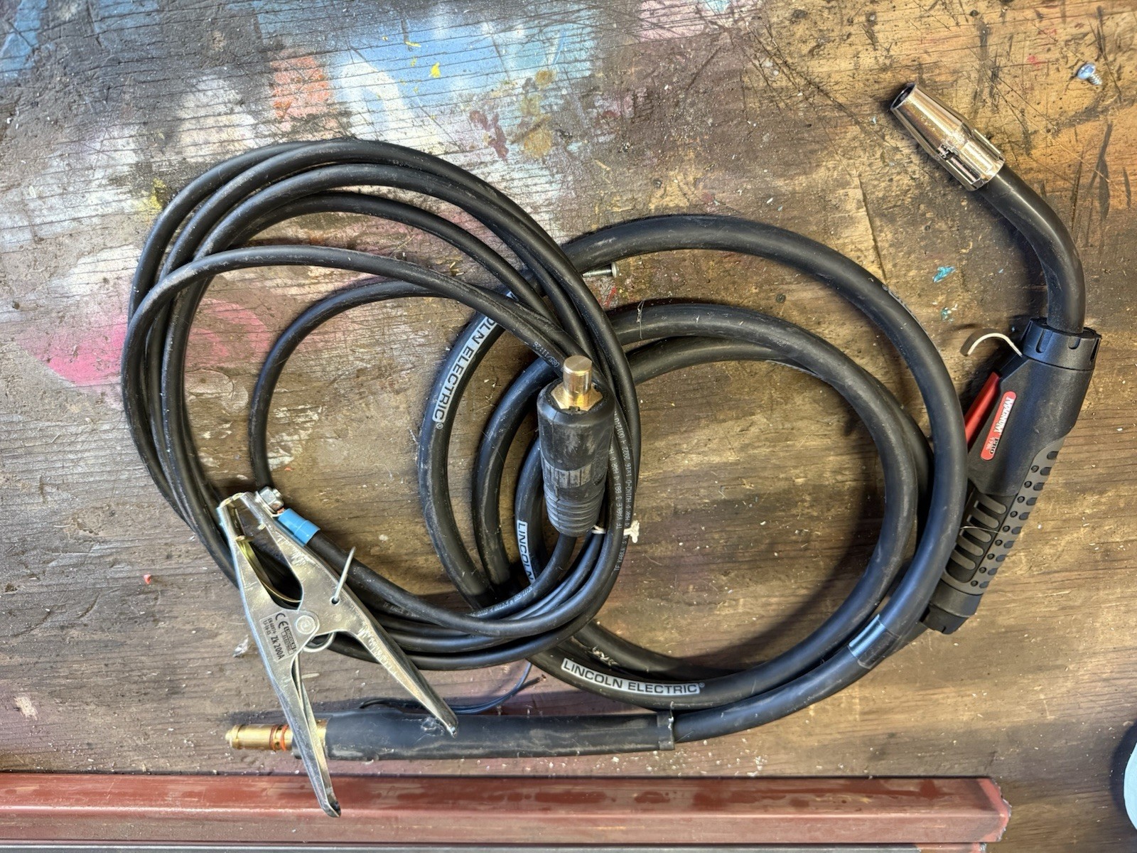 Lincoln Electric MIG Welding Gun with Cable and Clamp