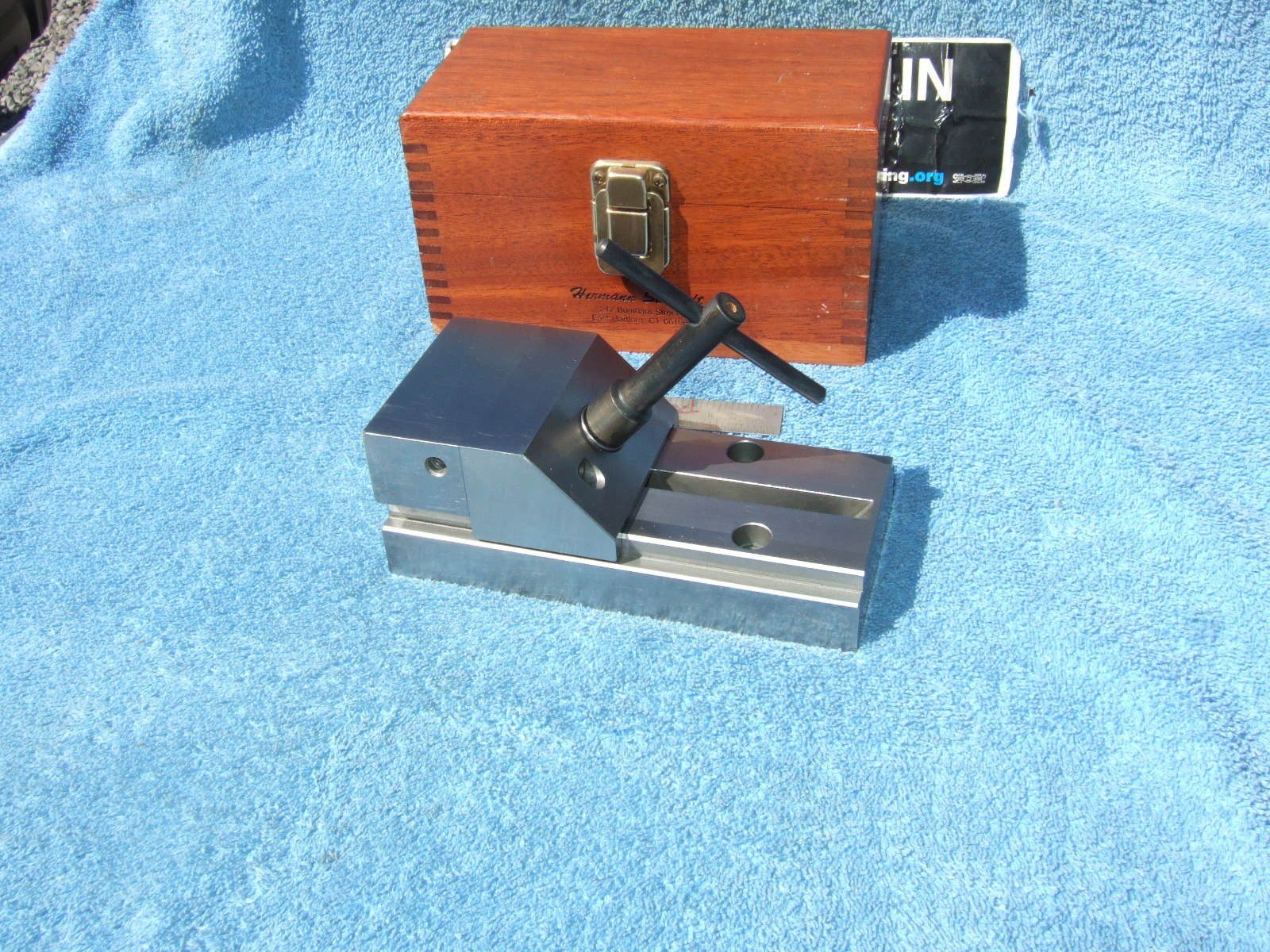 Hermann Schmidt V0 4 toolmakers grinding screwless vise 3in 4in cap B4 MACHINIST