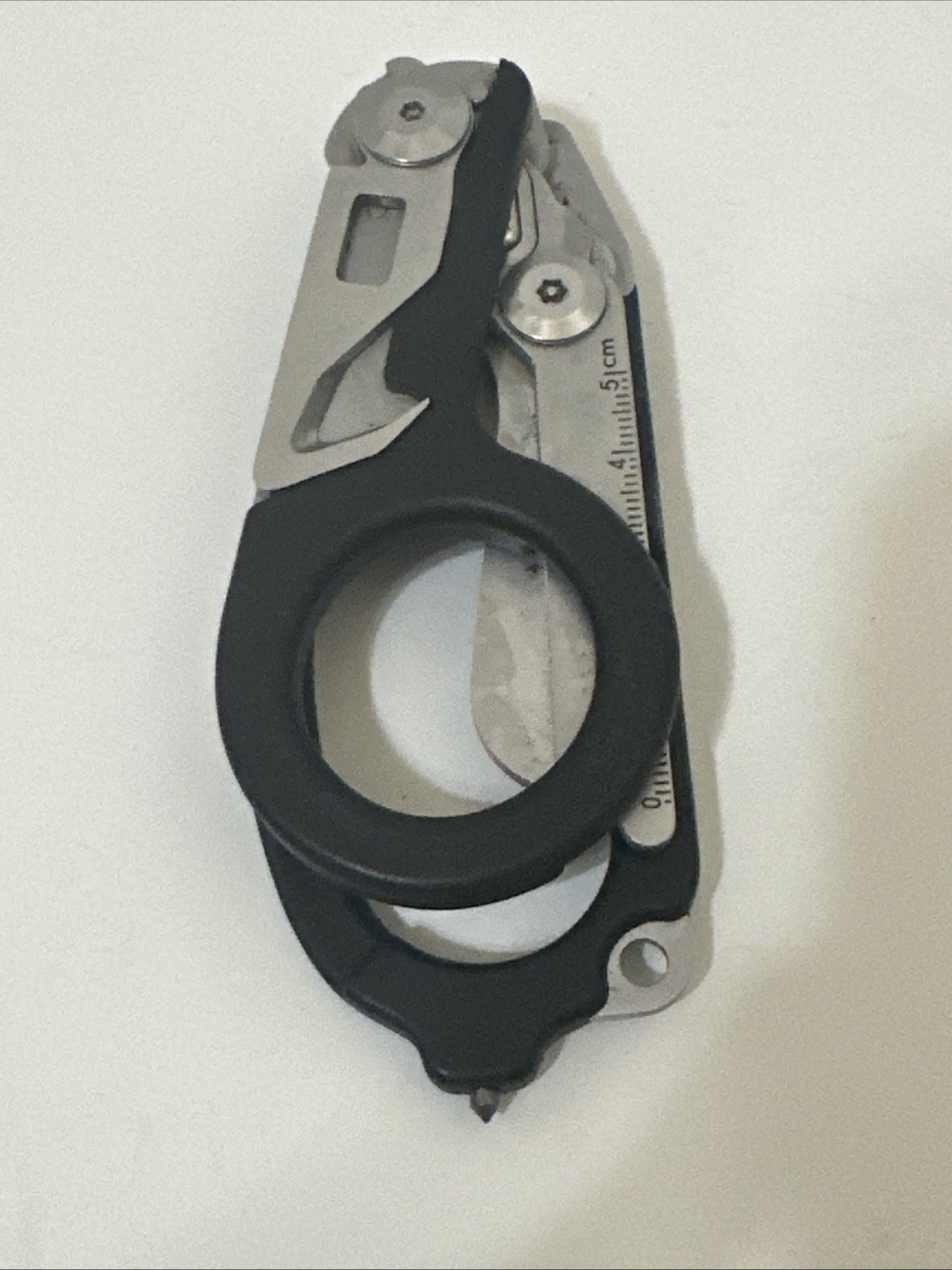 6-in-1 Folding Emergency Trauma Shears Glass Breaker Strap Cutter Black