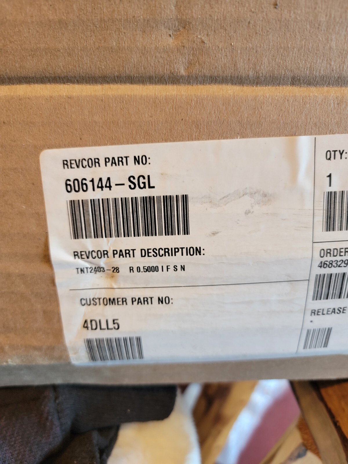 REVCOR TNT2403-28 R Propeller,Dia 24 In,28 Deg Pitch 4DLL5. Free Ship L48