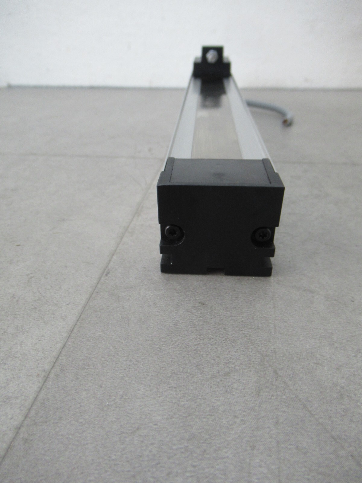 Novotechnik TLH-0225 Position Sensor Potentiometric Measuring Range 225Mm