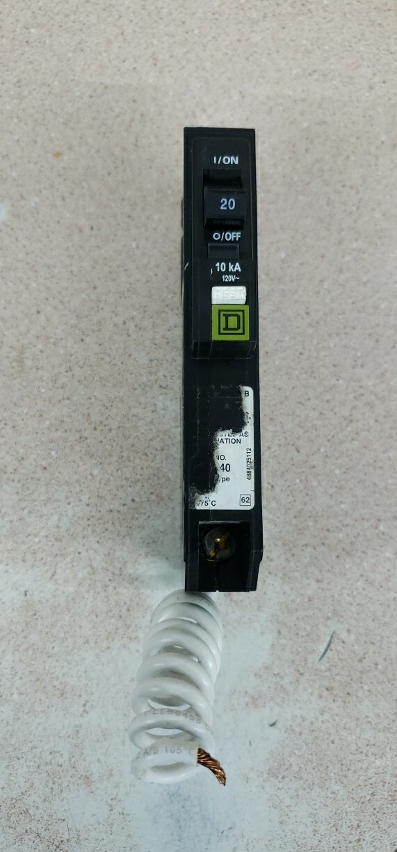 1) Square D QOB120CAFI 1 20 Amp 120V Type QOB Bolt On Combination AFCI Breaker