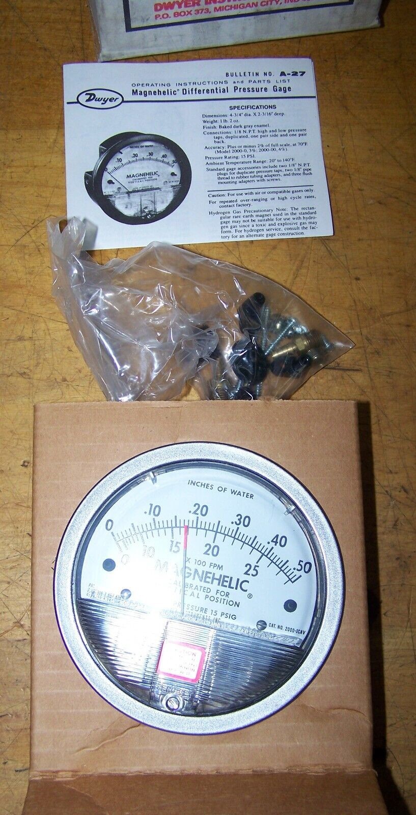 Dwyer 2000.0 AV Magnehelic Pressure Gauge