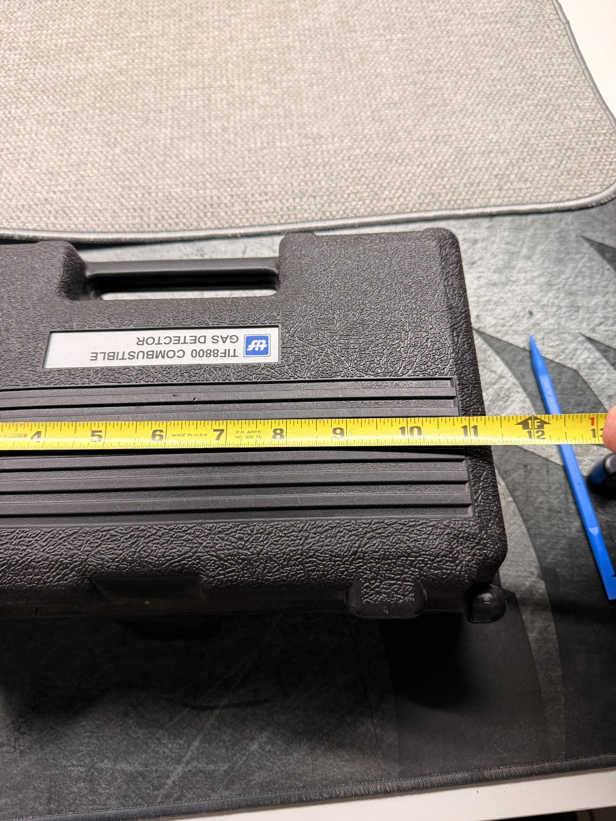 TIF 8800 Combustible Gas Detector w/ Case, Manual, & Power Cord
