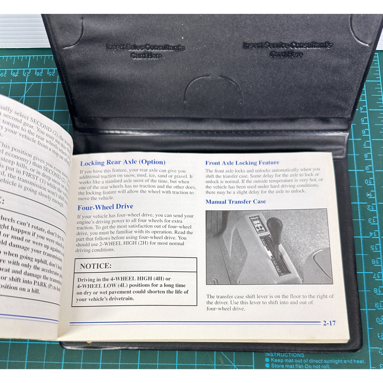 1996 Chevrolet Tahoe Suburban Owners Manual Set with Portfolio Case C-9617