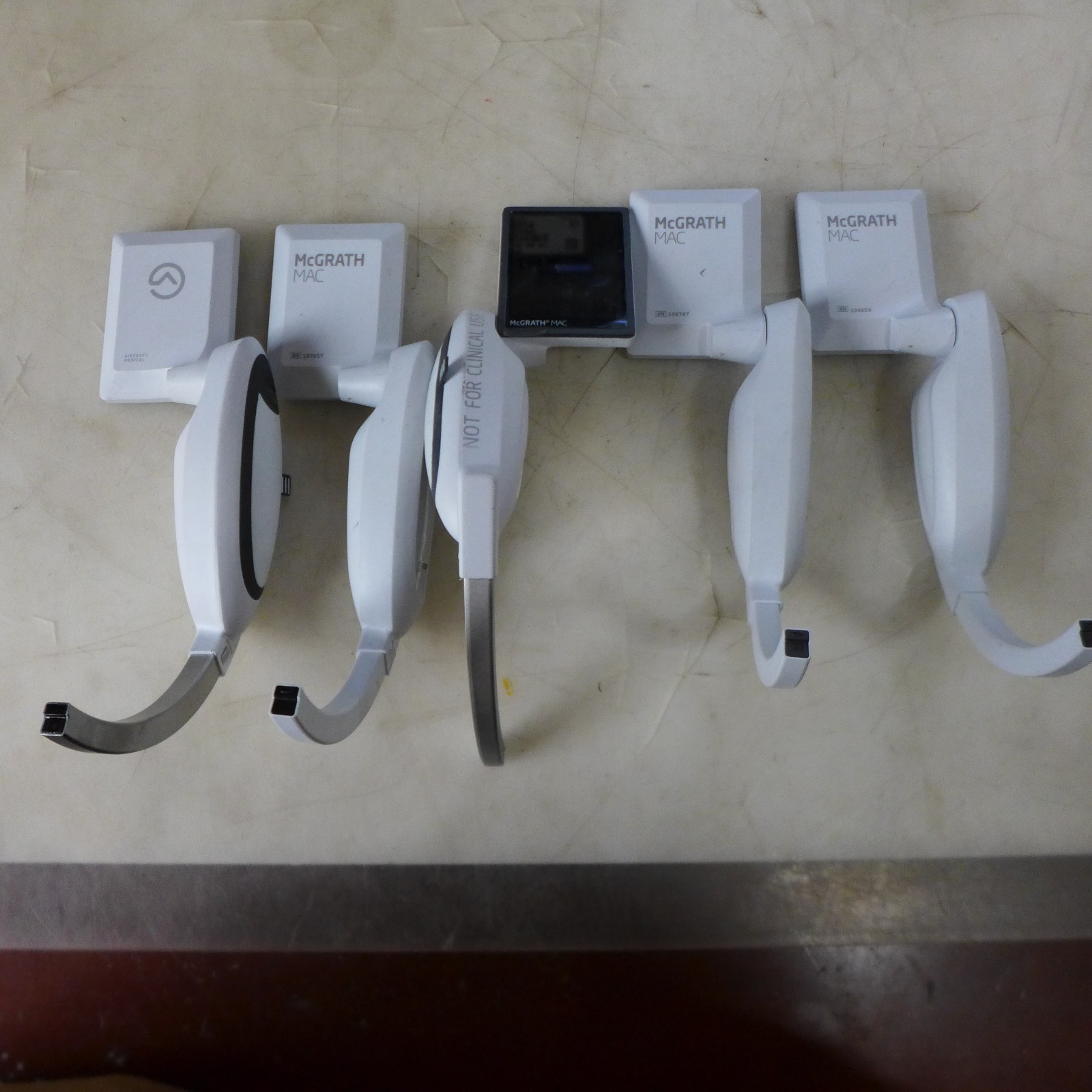 L122 MCGRATH MAC VIDEO LARYNGOSCOPE REF 301-000-000 LOT OF 5 UNTESTED FOR PARTS