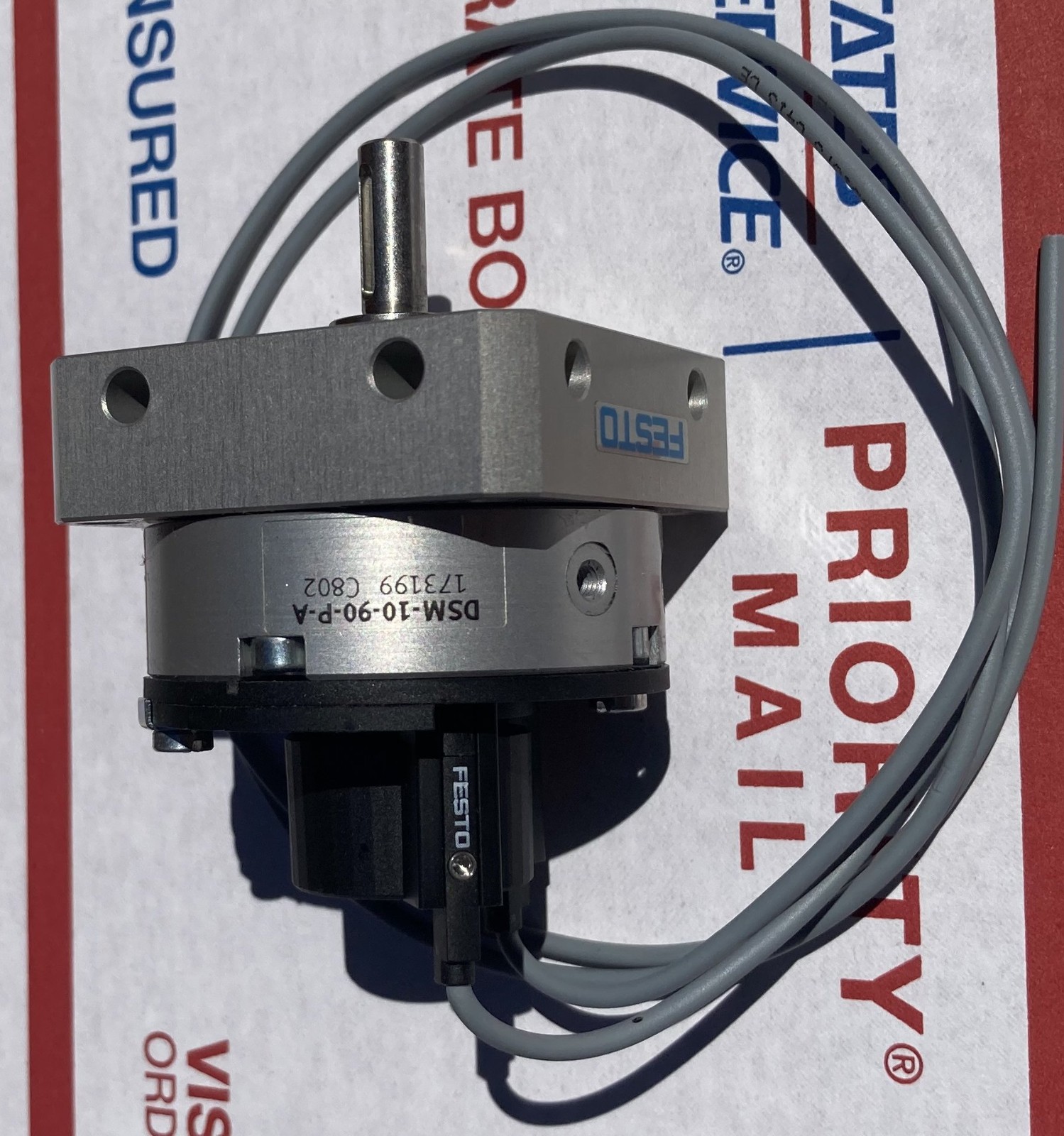 FESTO (173199) / ROTARY ACTUATOR, DSM-10-90-P-A (Includes 2 Sensors)