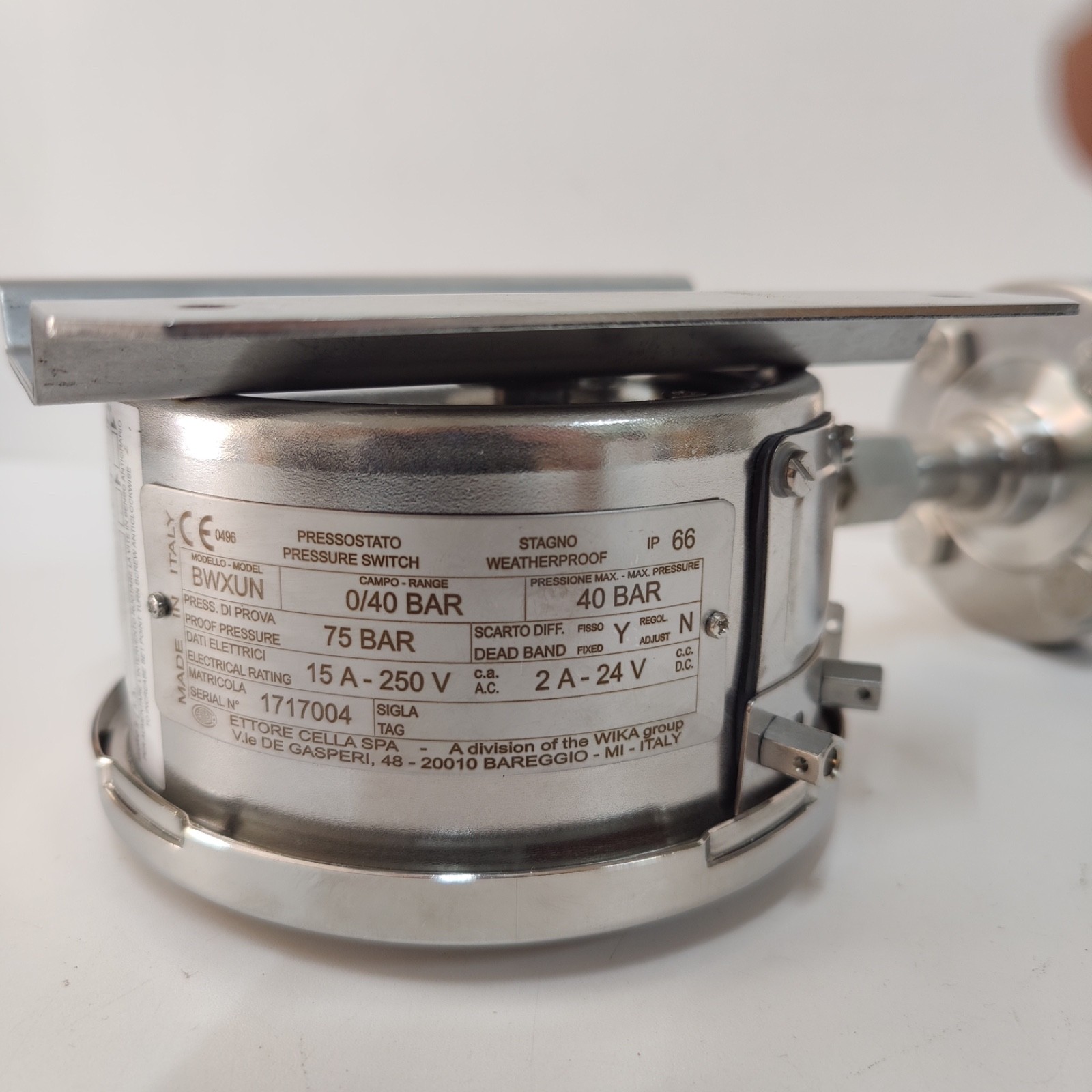 WIKA BWXUN TEMPERATURE PRESSURE SWITCH 0/40 BAR 40 BAR 75 BAR