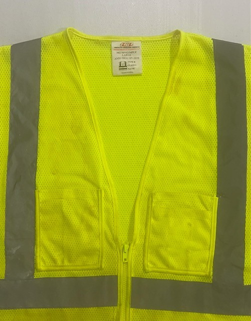 PIP Hi-Visibility Work Vest Size L Full Zip Front Pockets Inside Outside Yellow