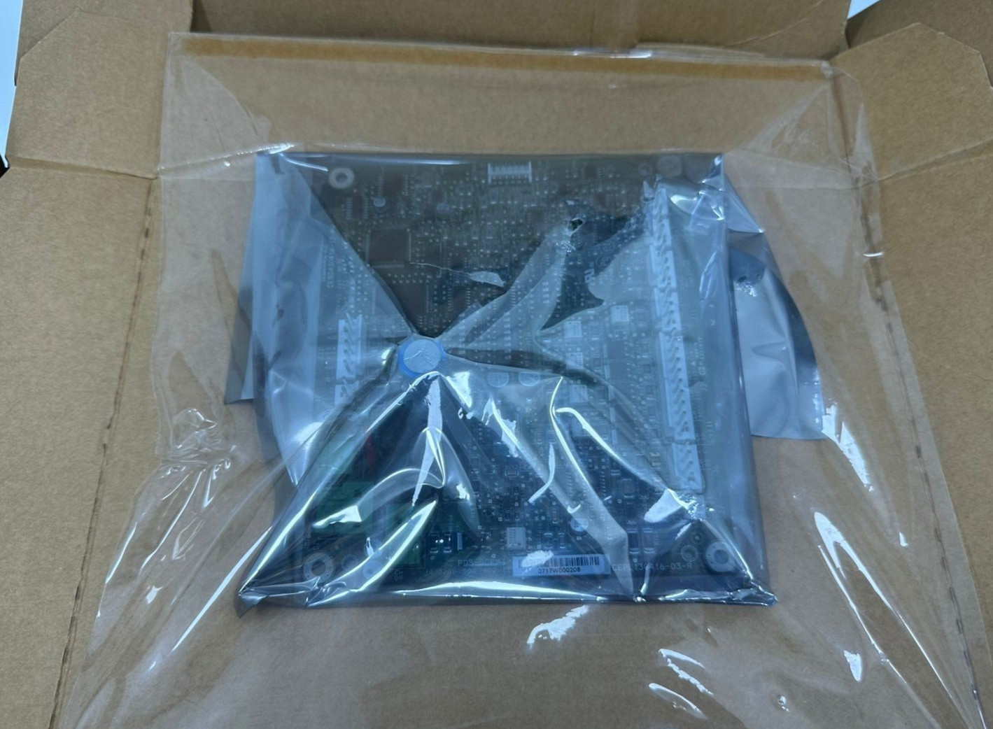 CARRIER 32GB500402EE CEPL130416-03-R SCPM BOARD PD5-SCPM3 *SEALED*