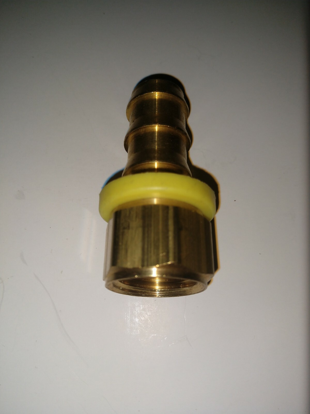 5/8 BRASS BARBED FITTING