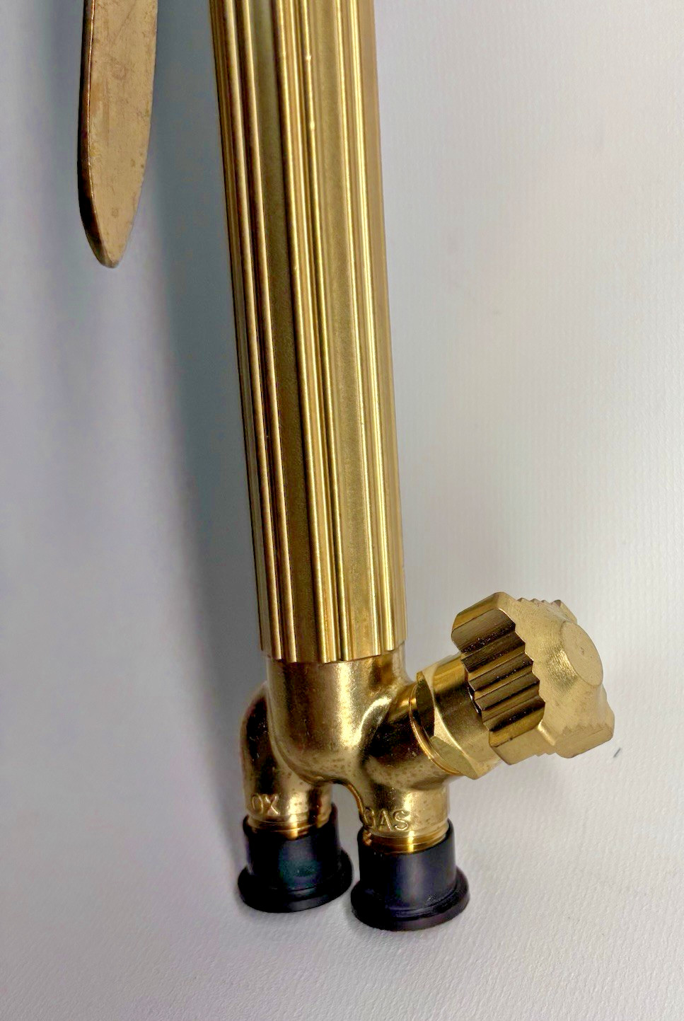 Olsen 19-3/4″ Victor-Style Oxygen/Acetylene Cutting Torch (Model 57913)