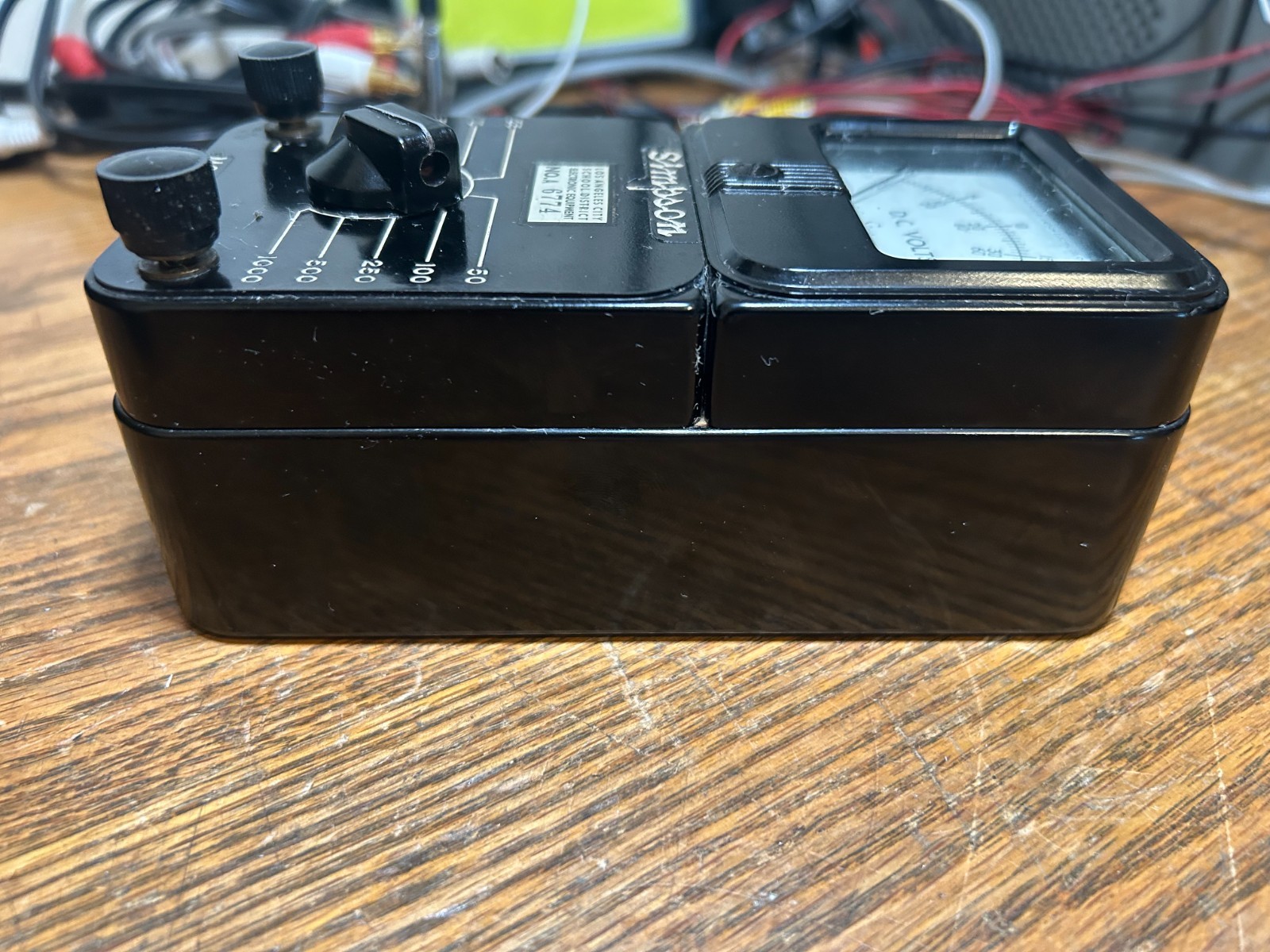 Simpson 377 DC Voltmeter Analog Panel Meter 0-1000V Tested Working w/ Box