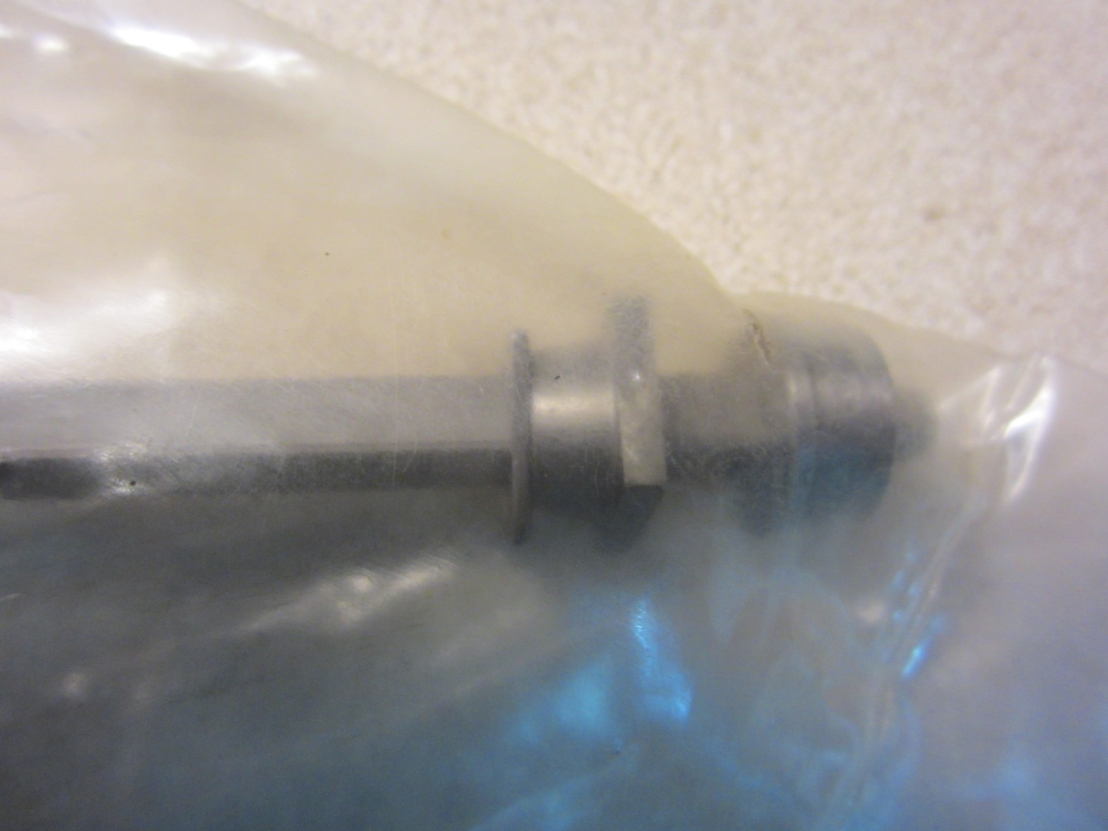 Tisco 1862486M96 Valve Assembly 897507M92 1660209M92