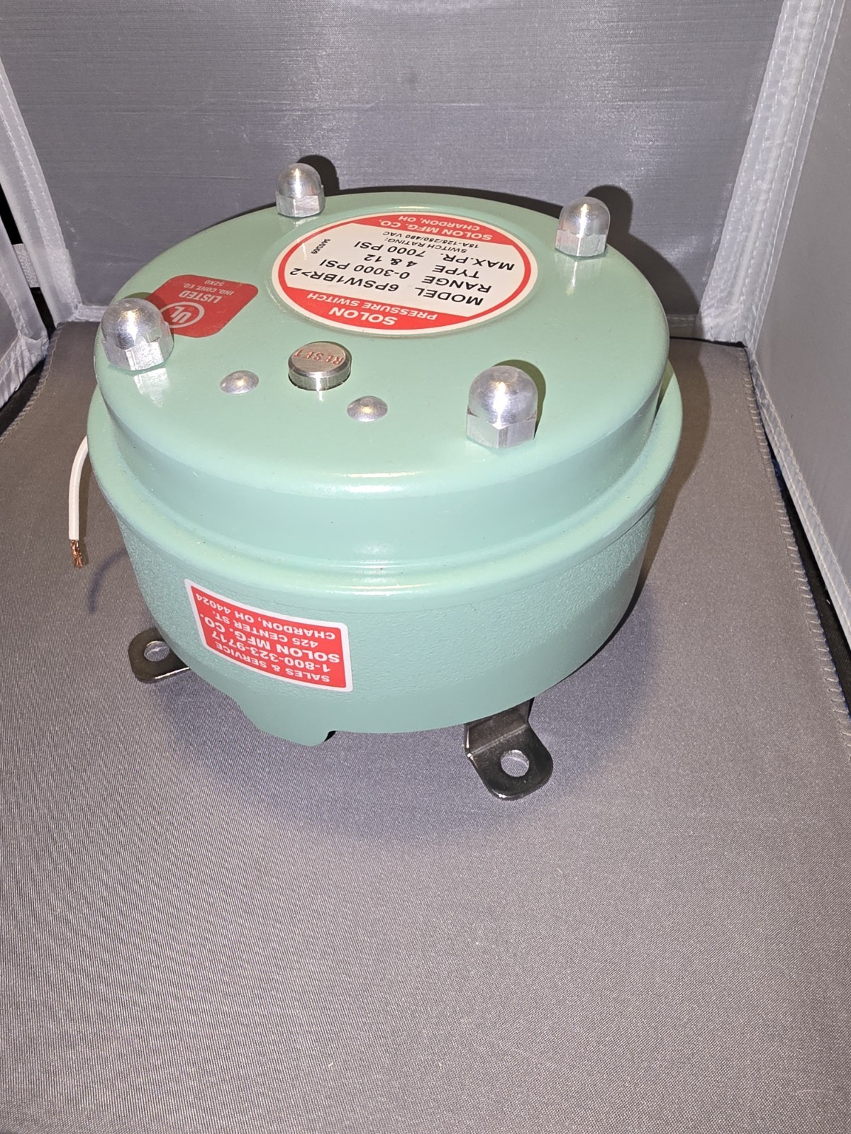 Solon 6PSW1BR 2 Pressure Switch 3000 PSI SPDT Industrial Control Type 4 & 12
