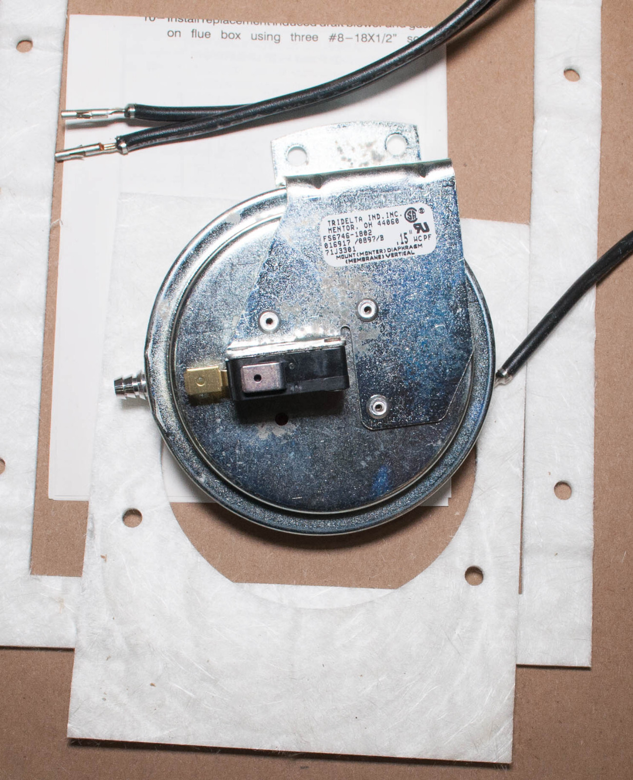Lennox 11K95 Pressure Switch FS6746-1802 Motor 7021-9262 Kit