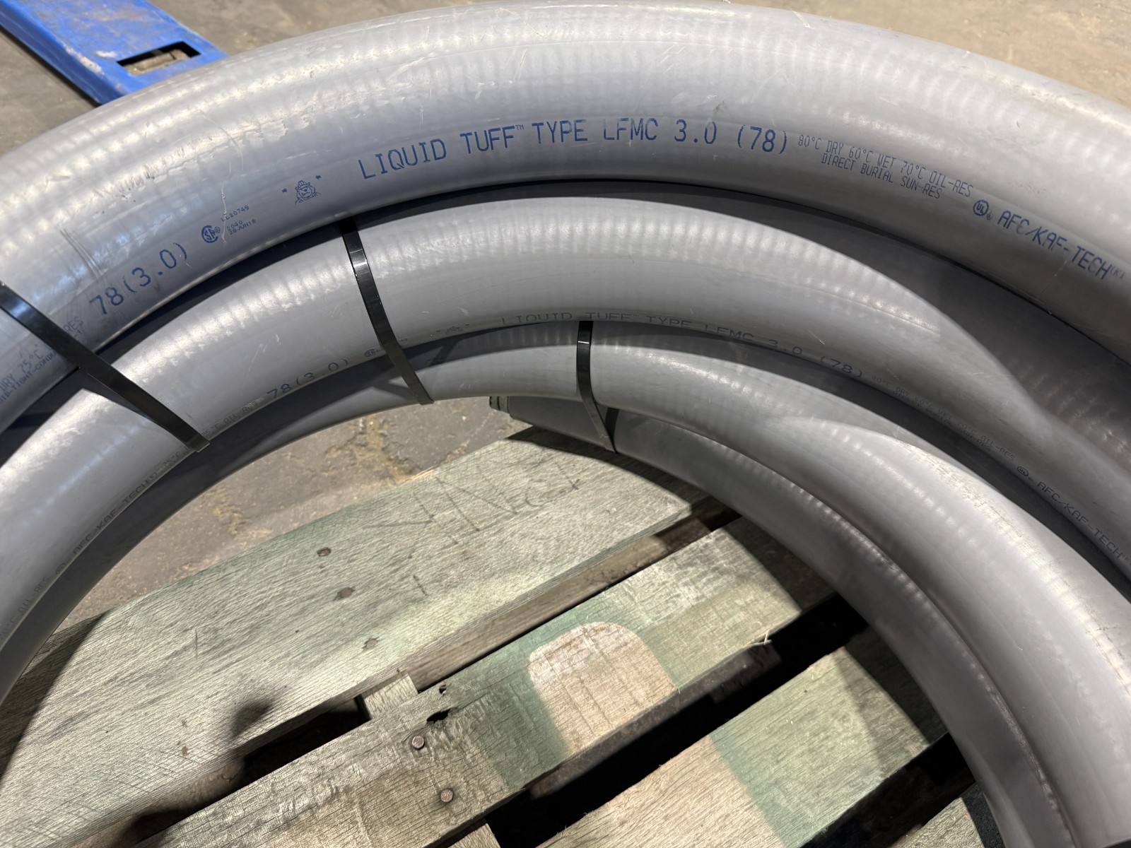 Liquid-Tight Flex Metal Conduit: 3 in Trade Size, Gray, 26 ft