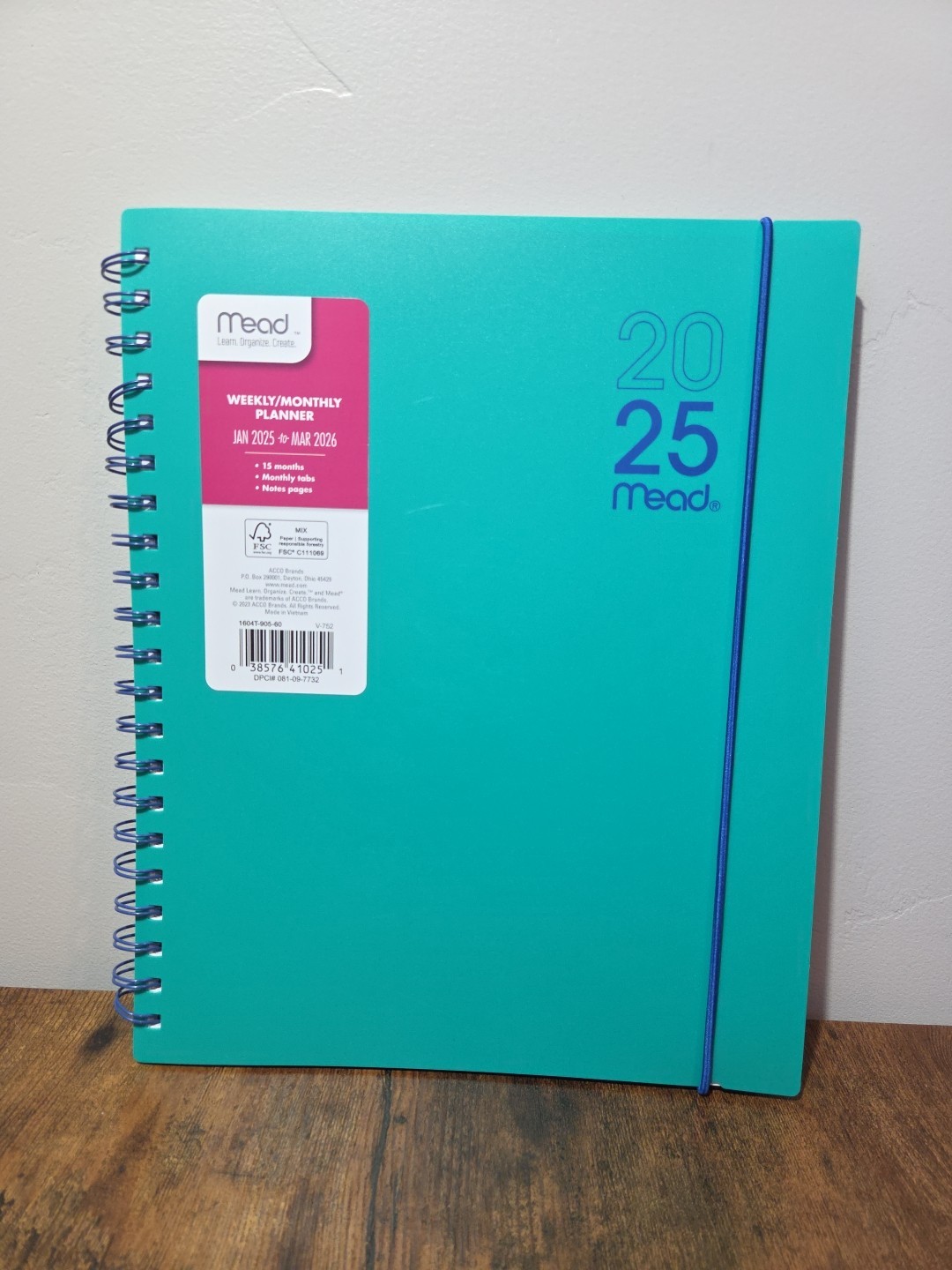 Mead Weekly Monthly Planner 2025 15 Months Note Pages 8”x11”