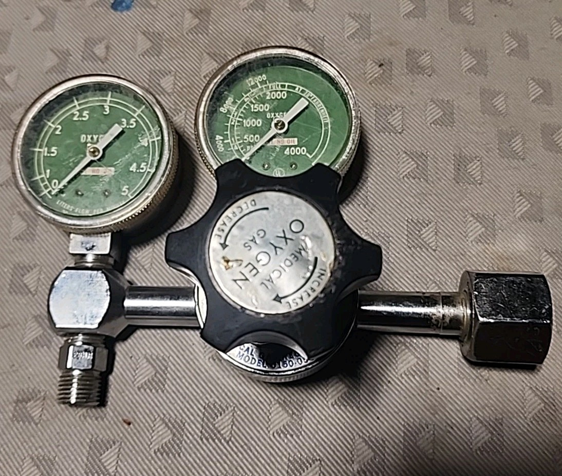 John Bunn Co. Gas Oxygen Regulator Valve Gauge Model 0150-055 5L fpm – Used