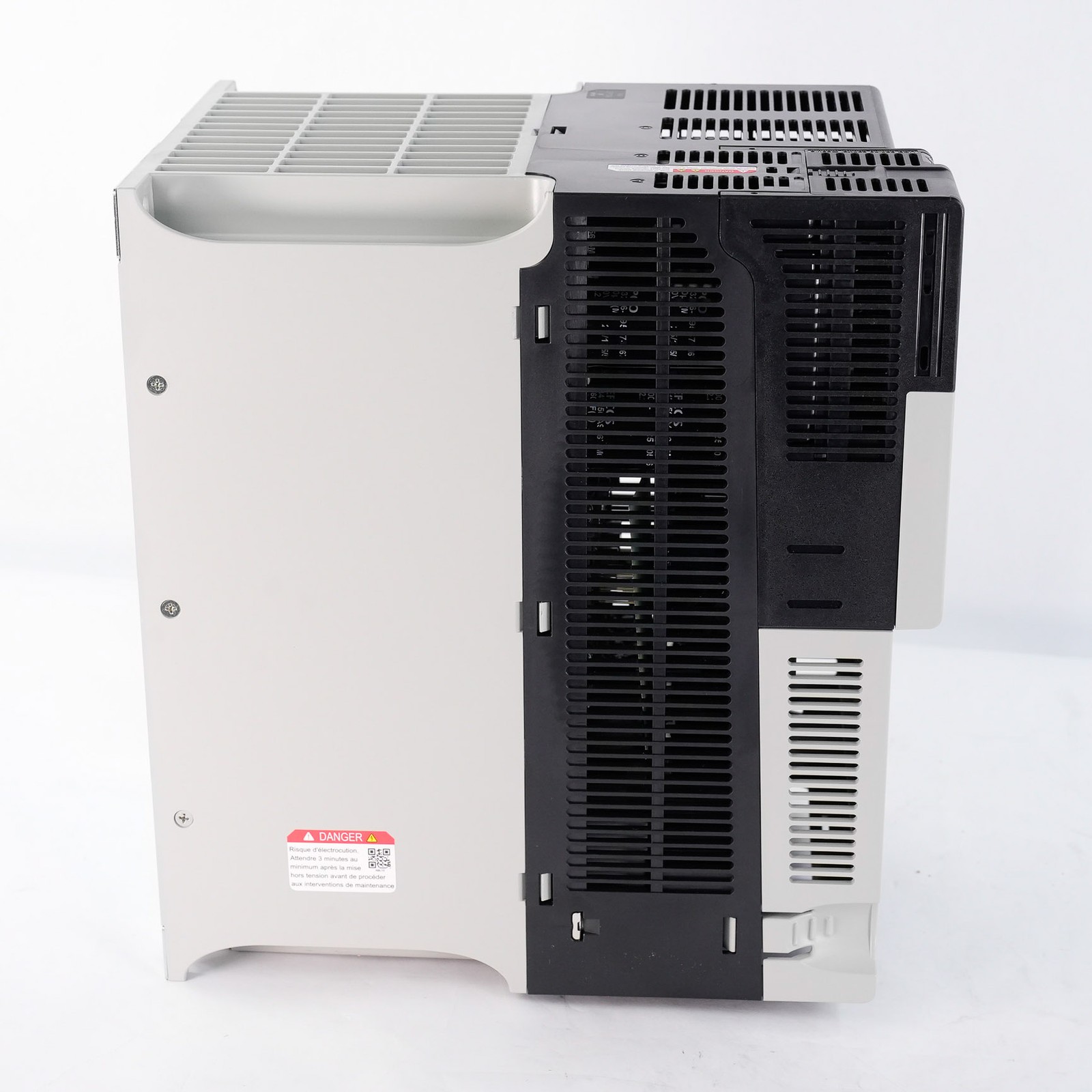 Allen Bradley 25B-D037N114 /A PowerFlex 525 AC Drive 480V 3-Ph 25HP – Open Box