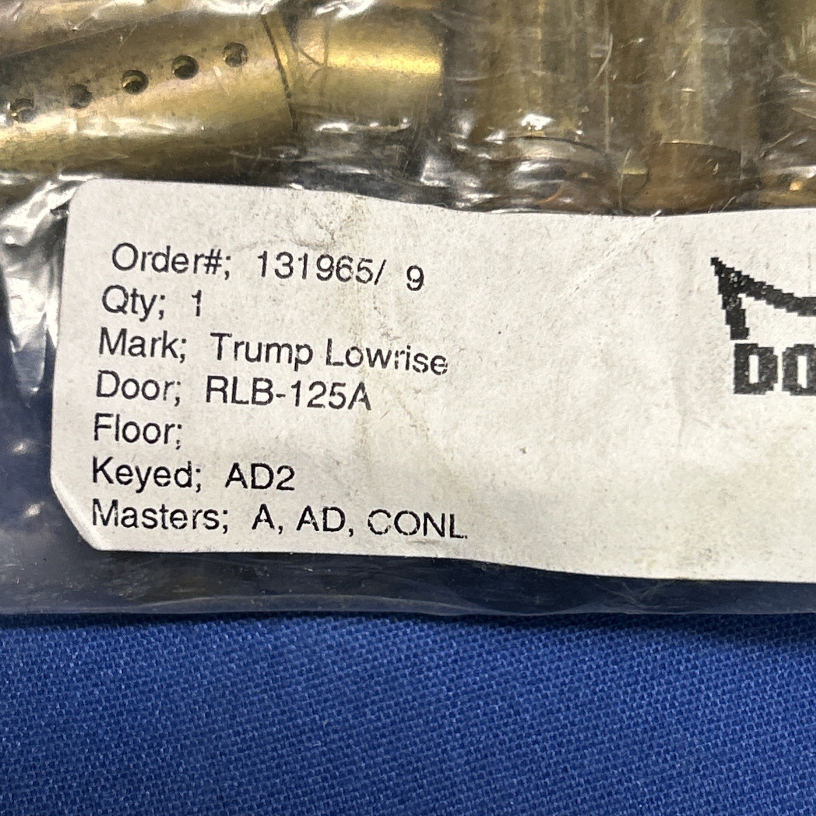 Lot of 20 Dorma blue interchangeable cores A6 with 2 control keys KSP