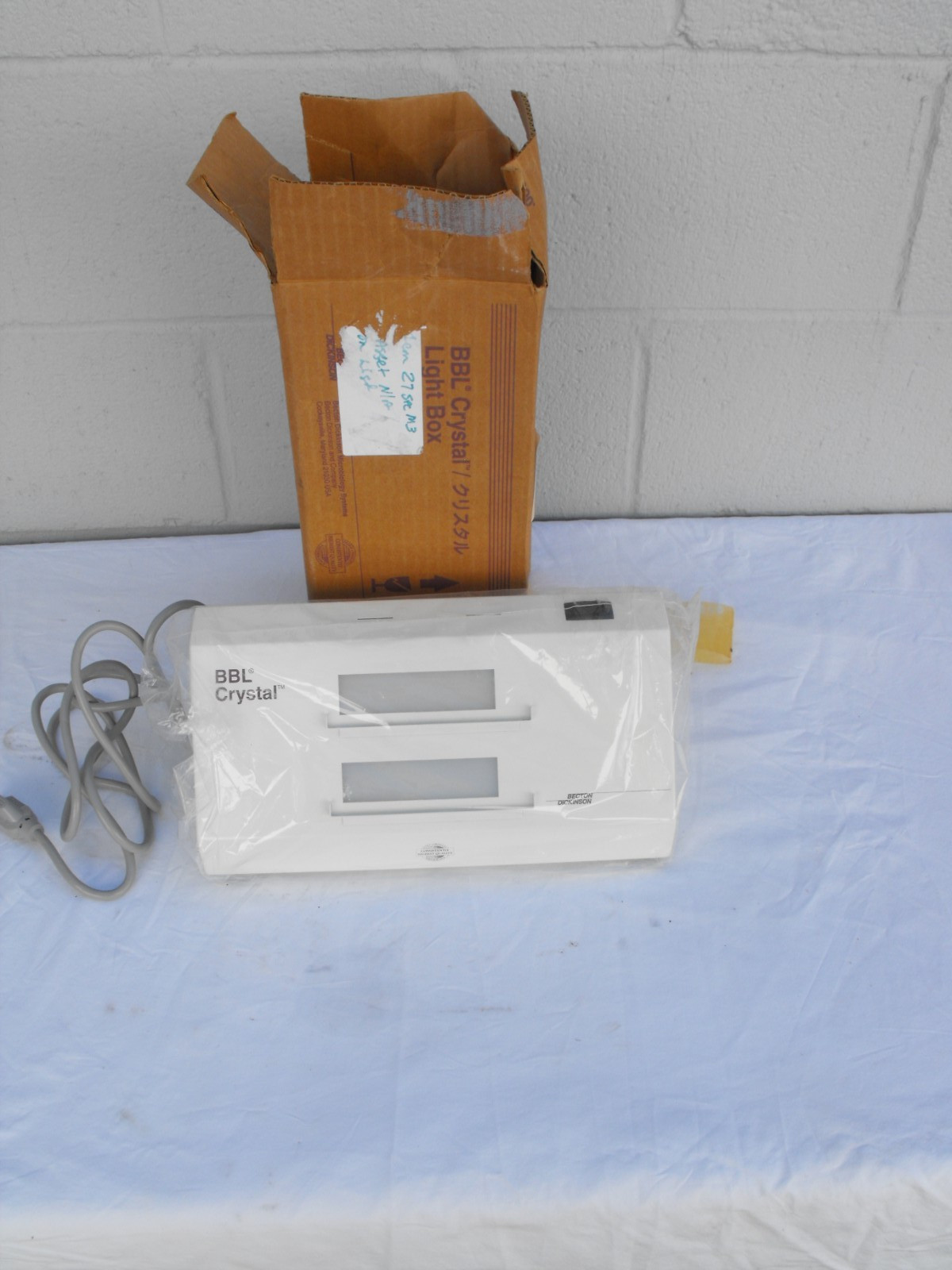 Becton Dickinson BBL Crystal Microbial ID System