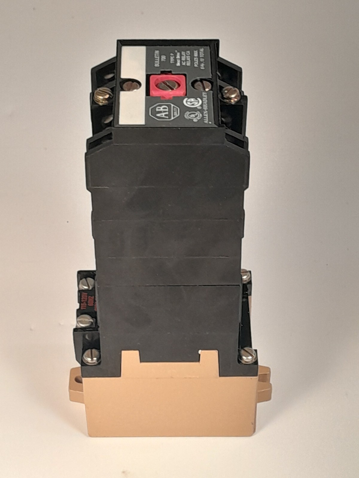 Allen Bradley 700-P400A1 AC 12 Pole Relay 10A 600V Type P