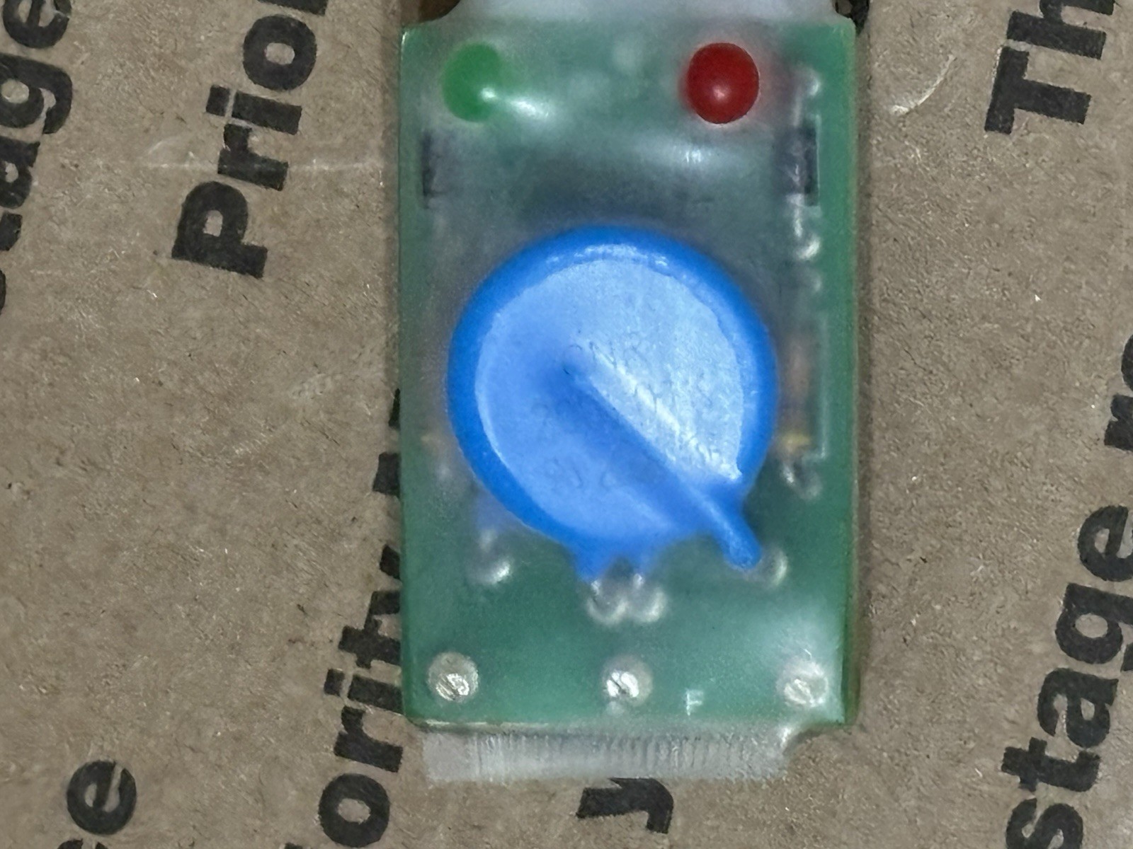 Zebra Instruments ZAP-PRO Plug-In Surge & Spike Protector (120-240V) 🔥 Checked