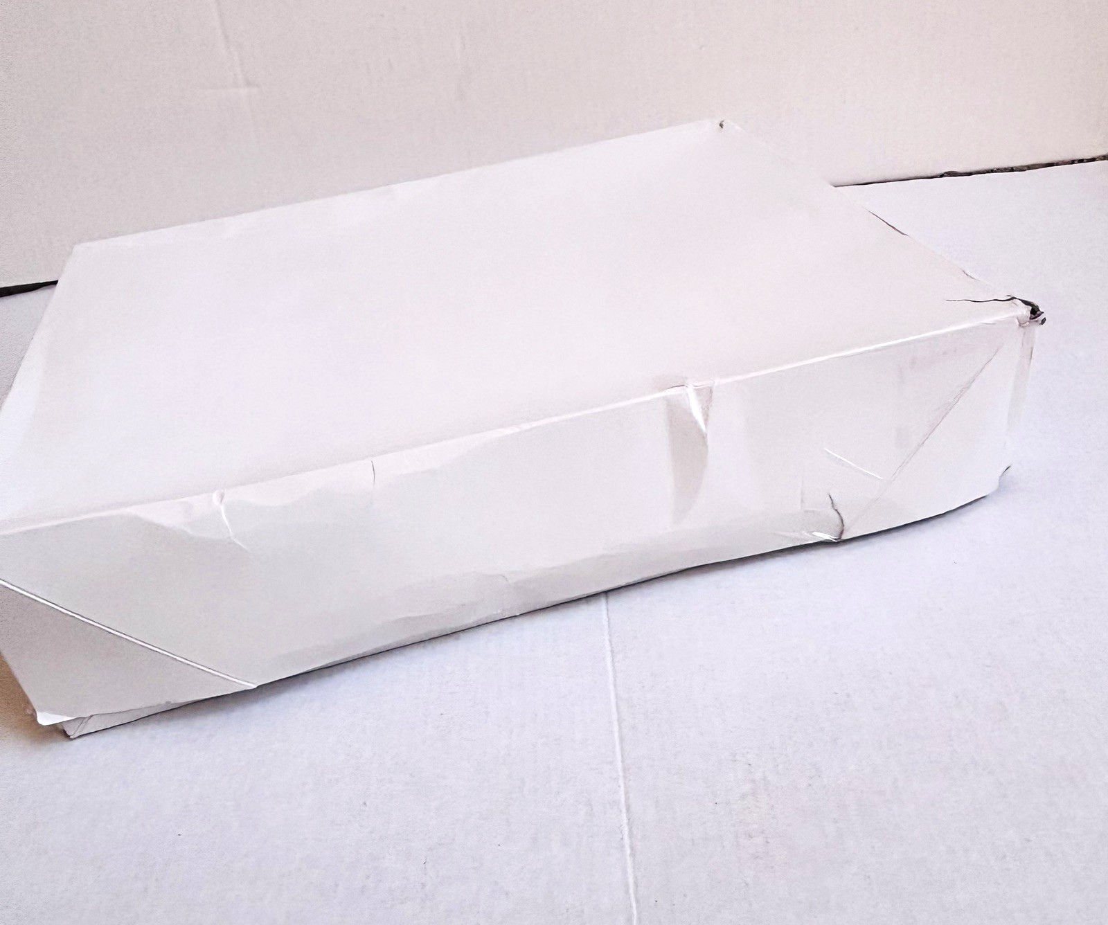 98 pcs Blue Summit Supplies 9×12 Tyvek Envelope White, Peel & Seal Open Box B195