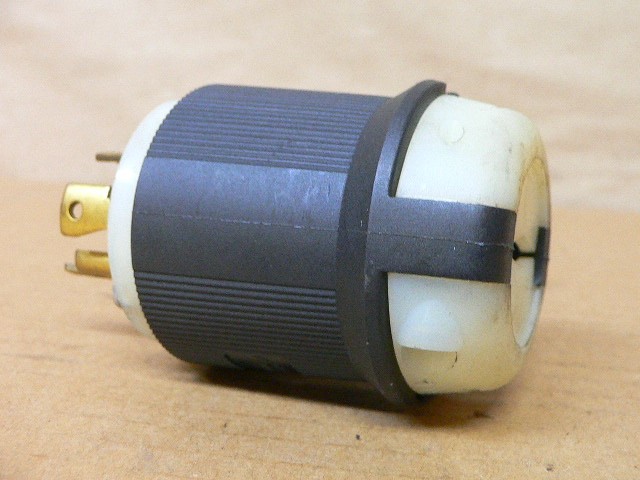 Hubbell Hbl2731cn Male Plug 30A 480Vac